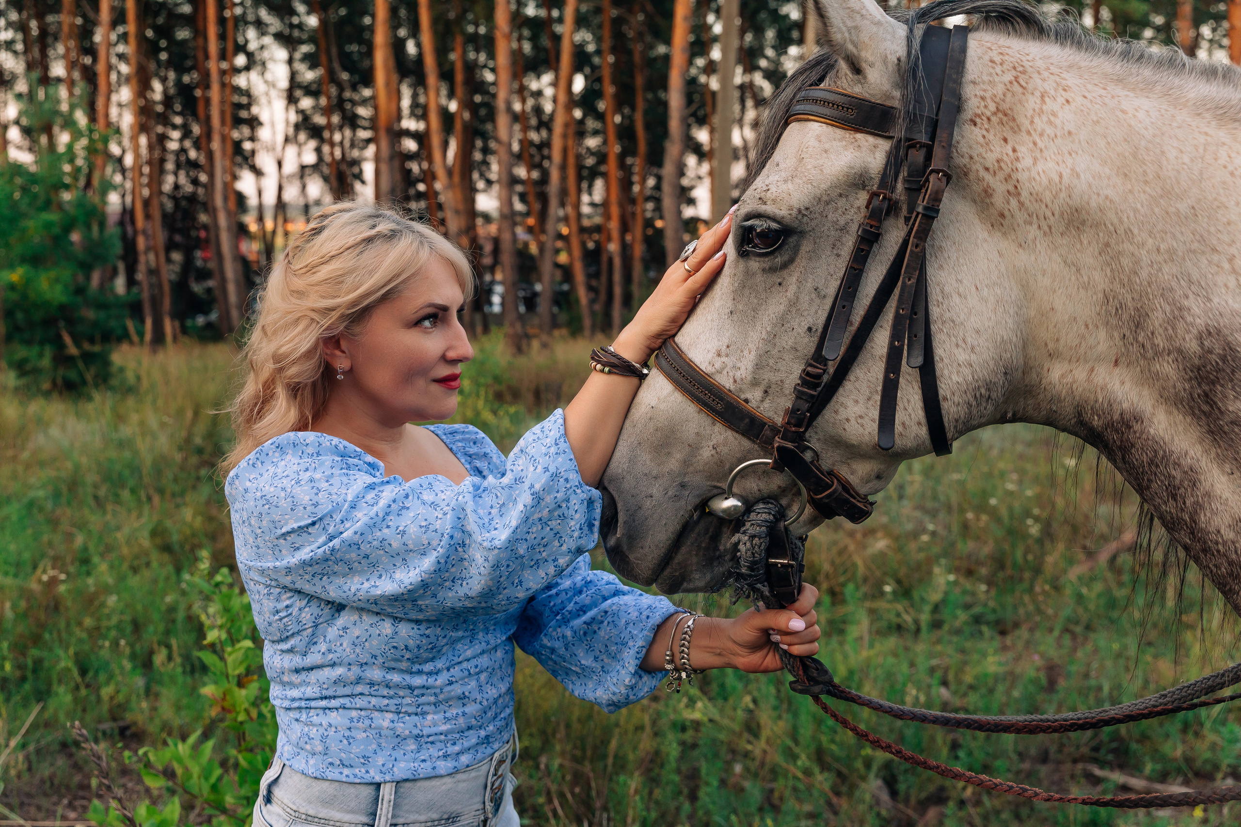 Прогулка с лошадью. Фотограф с творческими идеями в Балашове Тамара Исаева