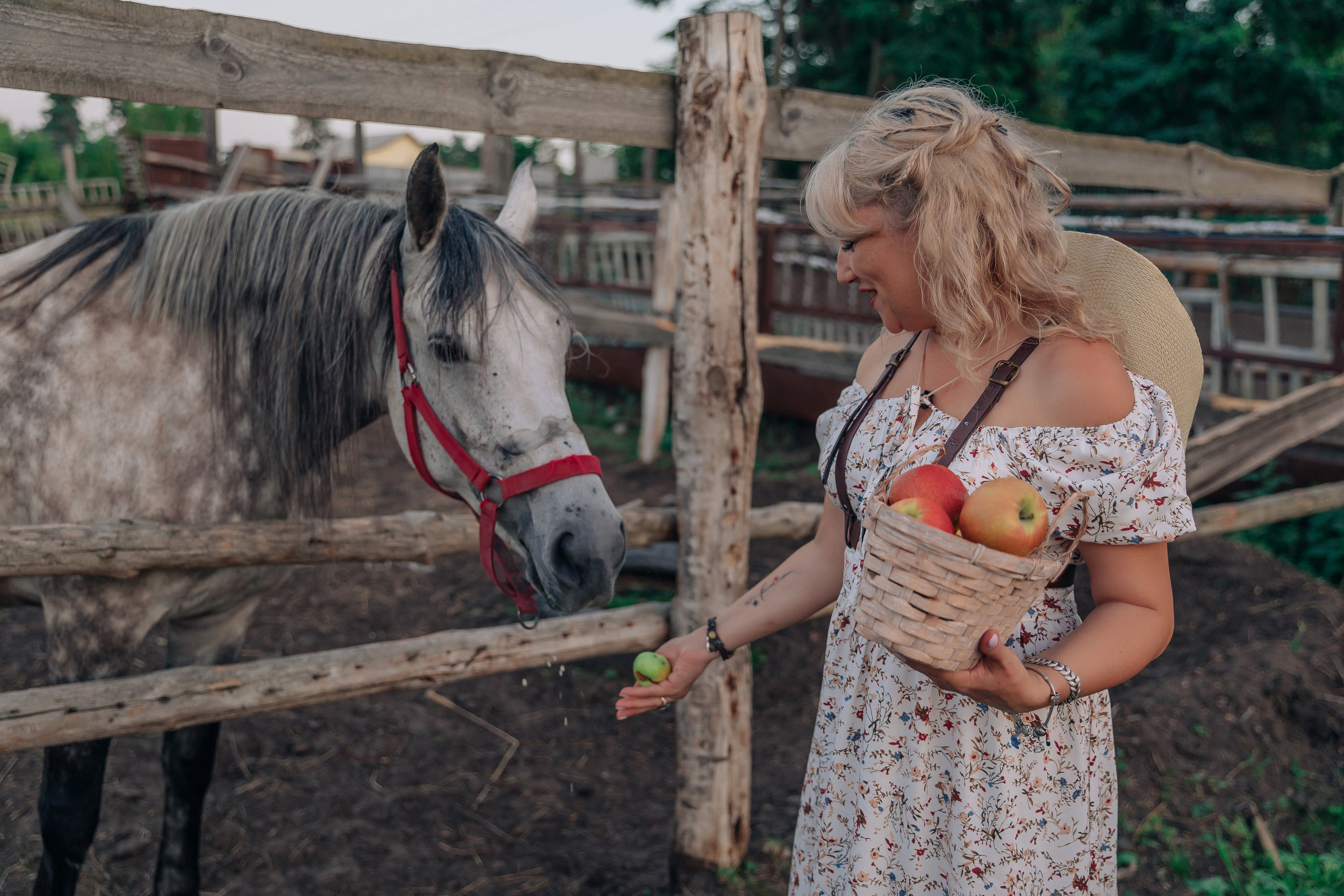 Прогулка с лошадью. Фотограф с творческими идеями в Балашове Тамара Исаева