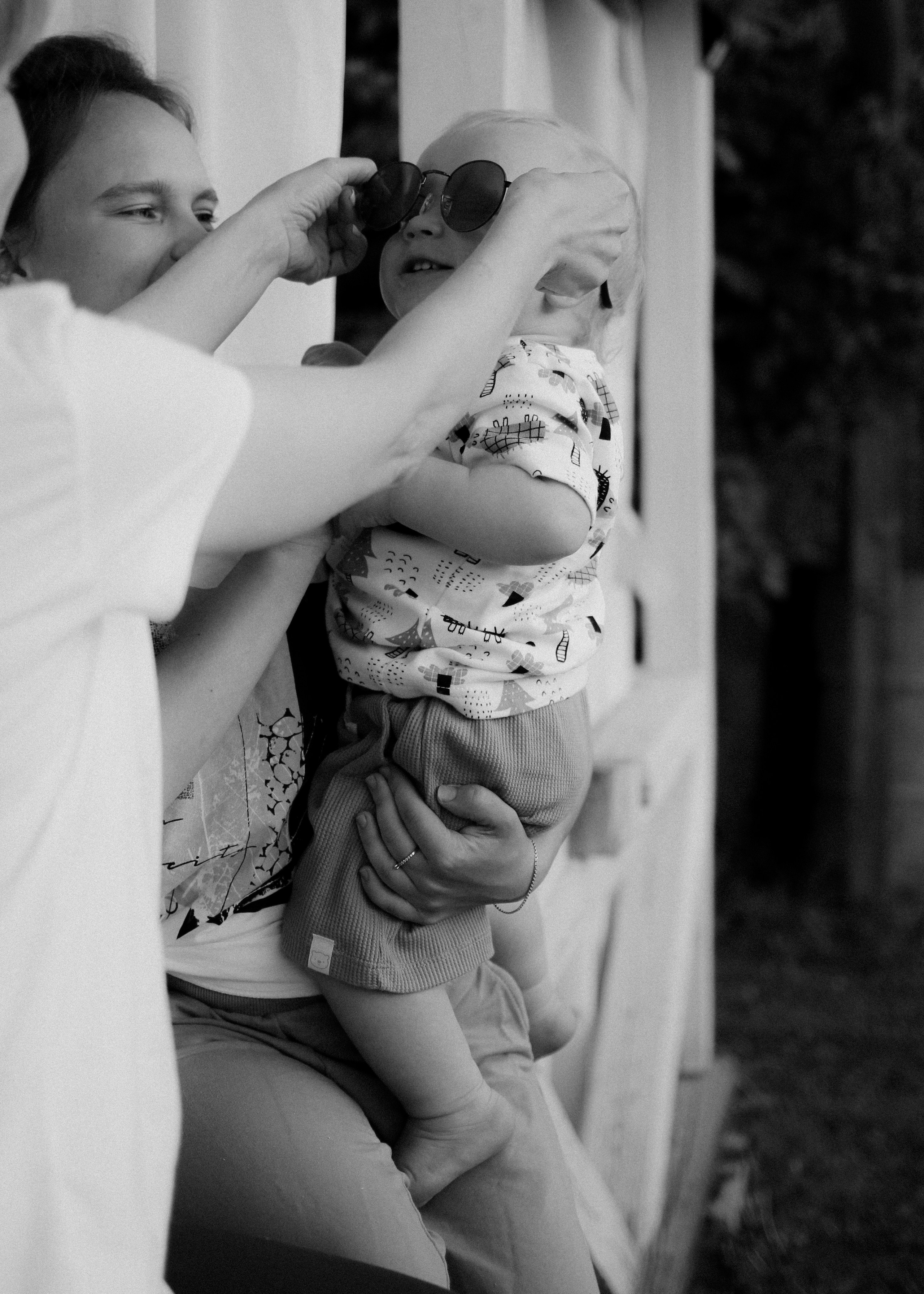 Бабушка Ира, мама Даша и маленький Ваня. Александра Крашевская. Портретный фотограф в Москве и Санкт-Петербурге