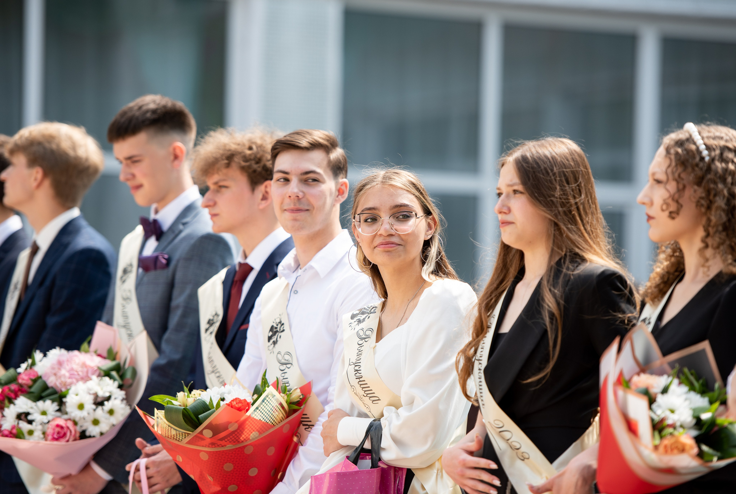 Выпускные школ. Свадебный и репортажный фотограф