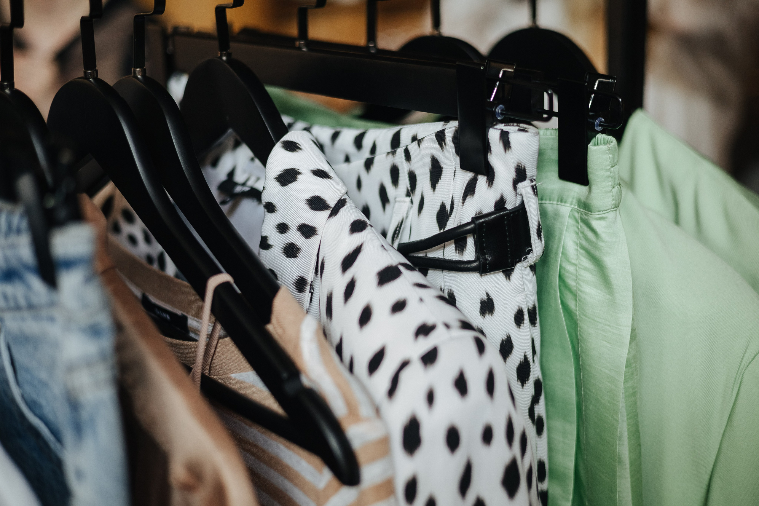 Презентация открытия магазина женской одежды GLVR в ресторане Fresco. Фотограф в Красноярске Надежда Воскресенская