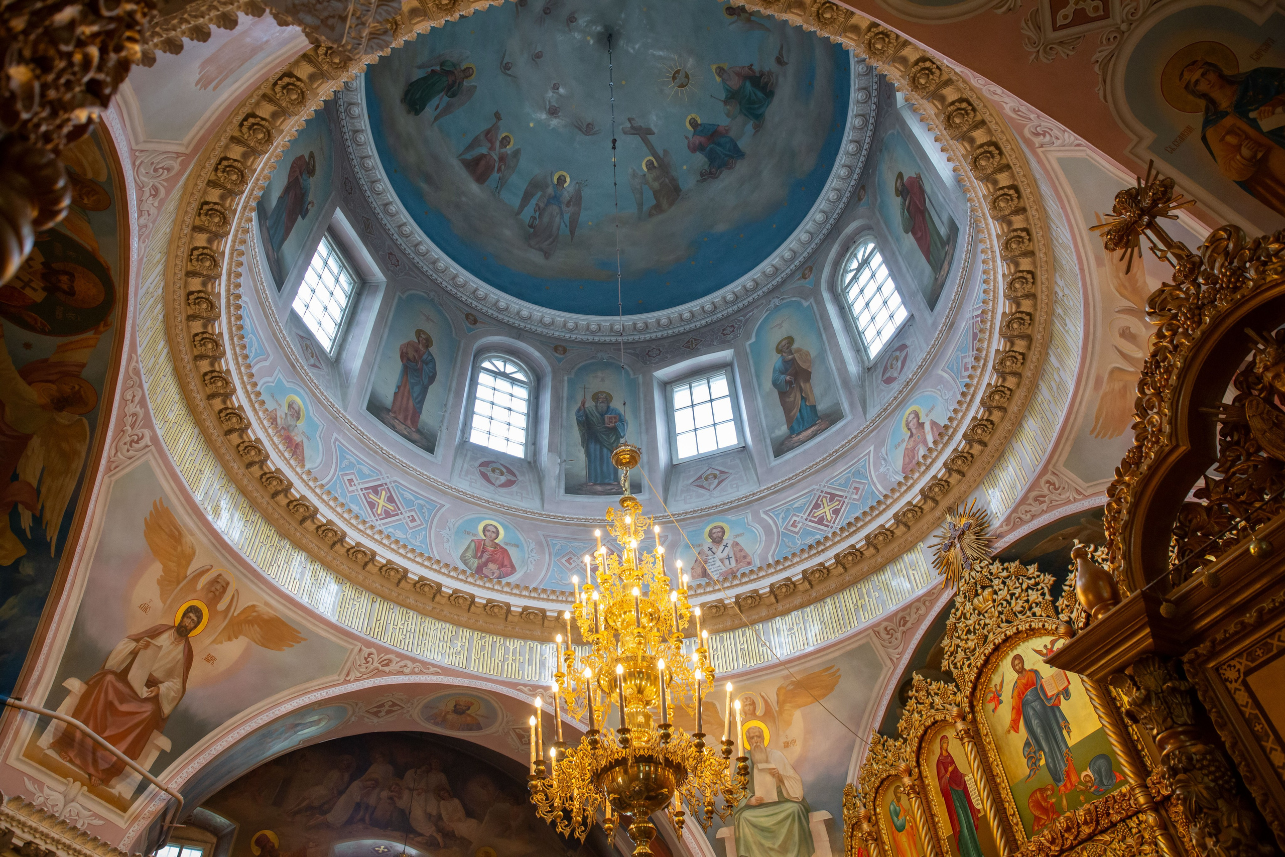 Крещение Амелии. Храм Рождества Христова в с. Михалево. Семейный и детский фотограф Анна Петракова