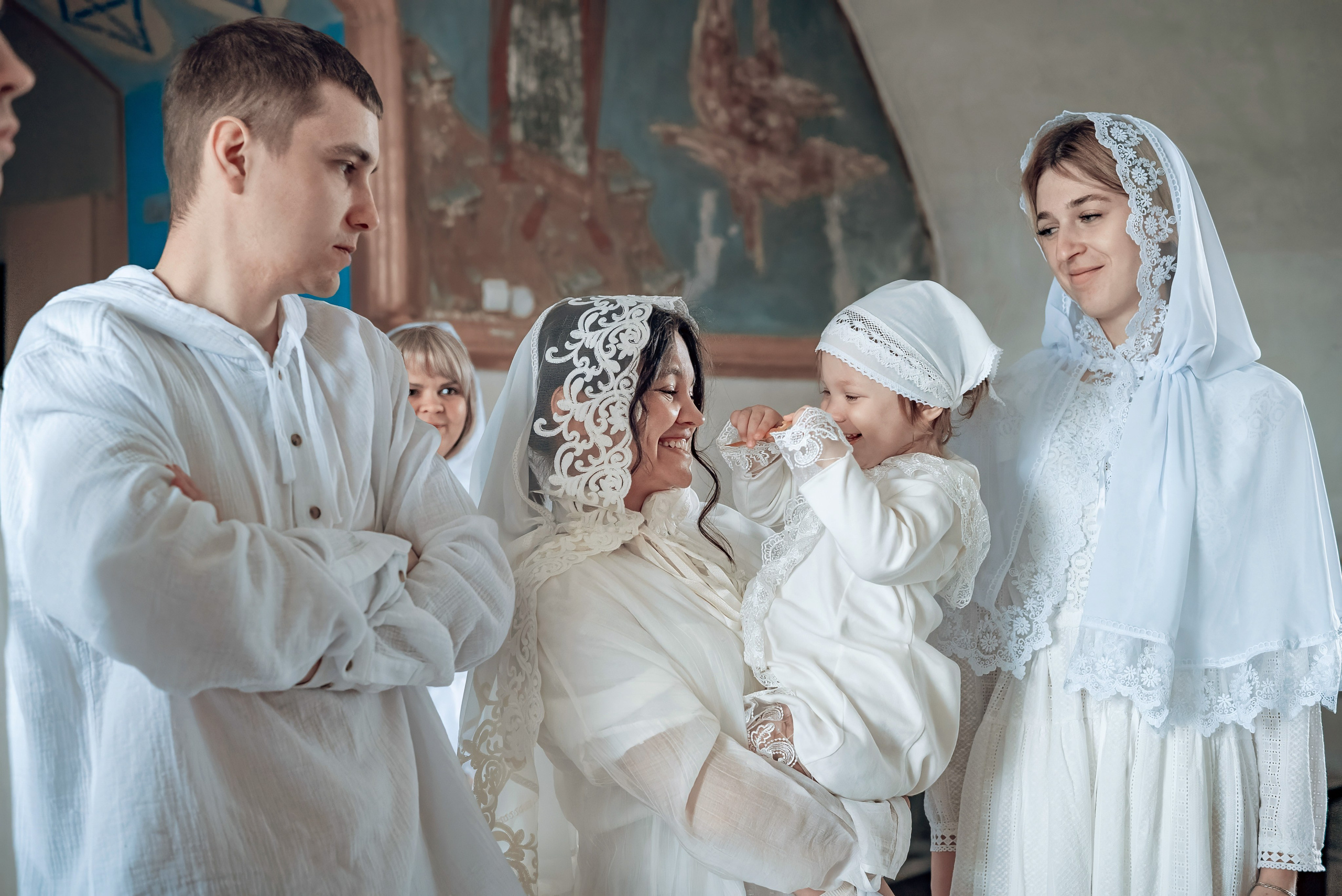 Крещение Машеньки в Свято-Троицком соборе Емельяново. Фотографы крещения/венчания  Красноярск Татьяна и Вячеслав Переваловы