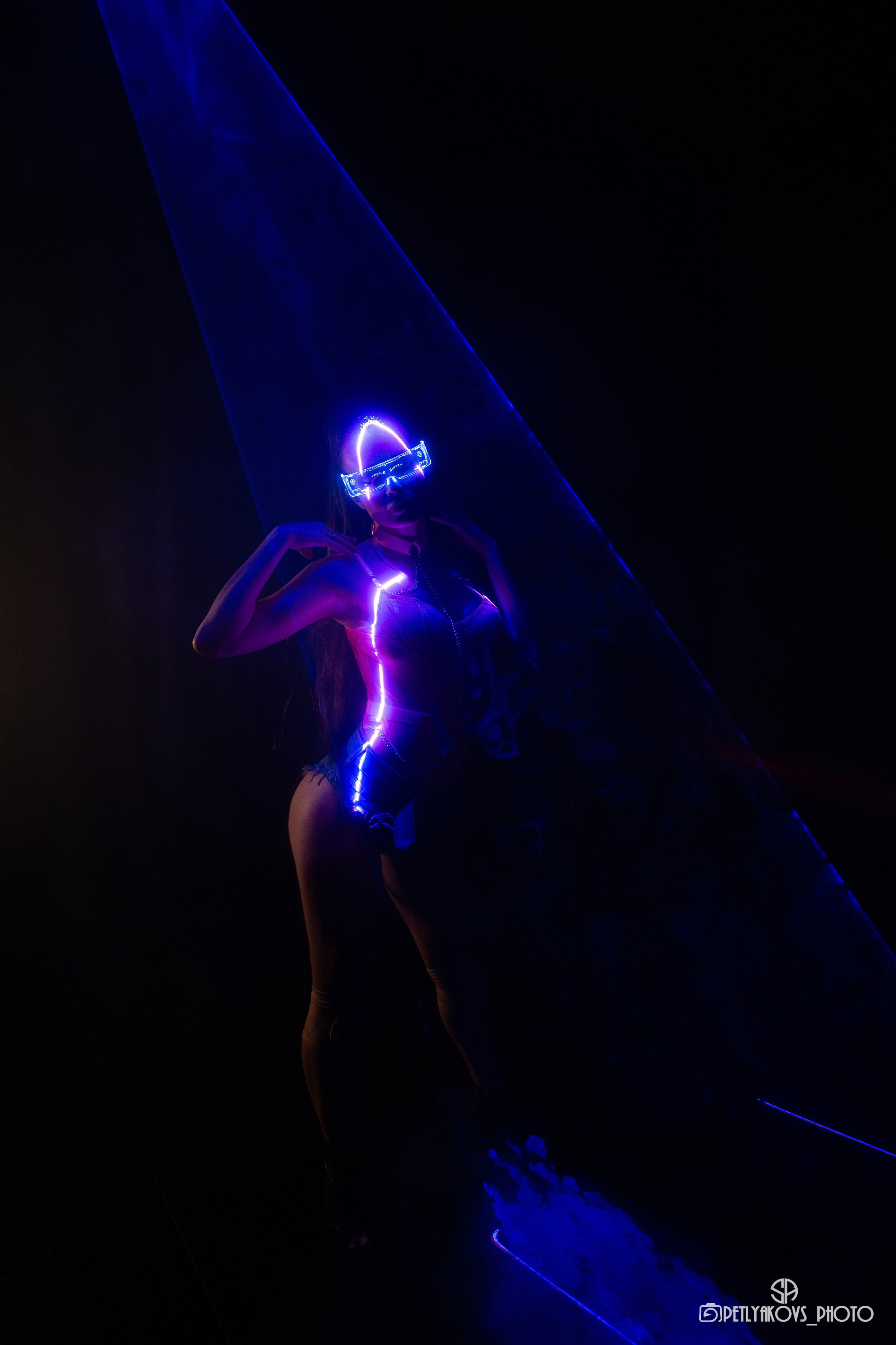 Студийная съёмка с лазером. Фотограф, видеограф Пятигорск, Ставрополь, Ессентуки, Petlyakovs_photo
