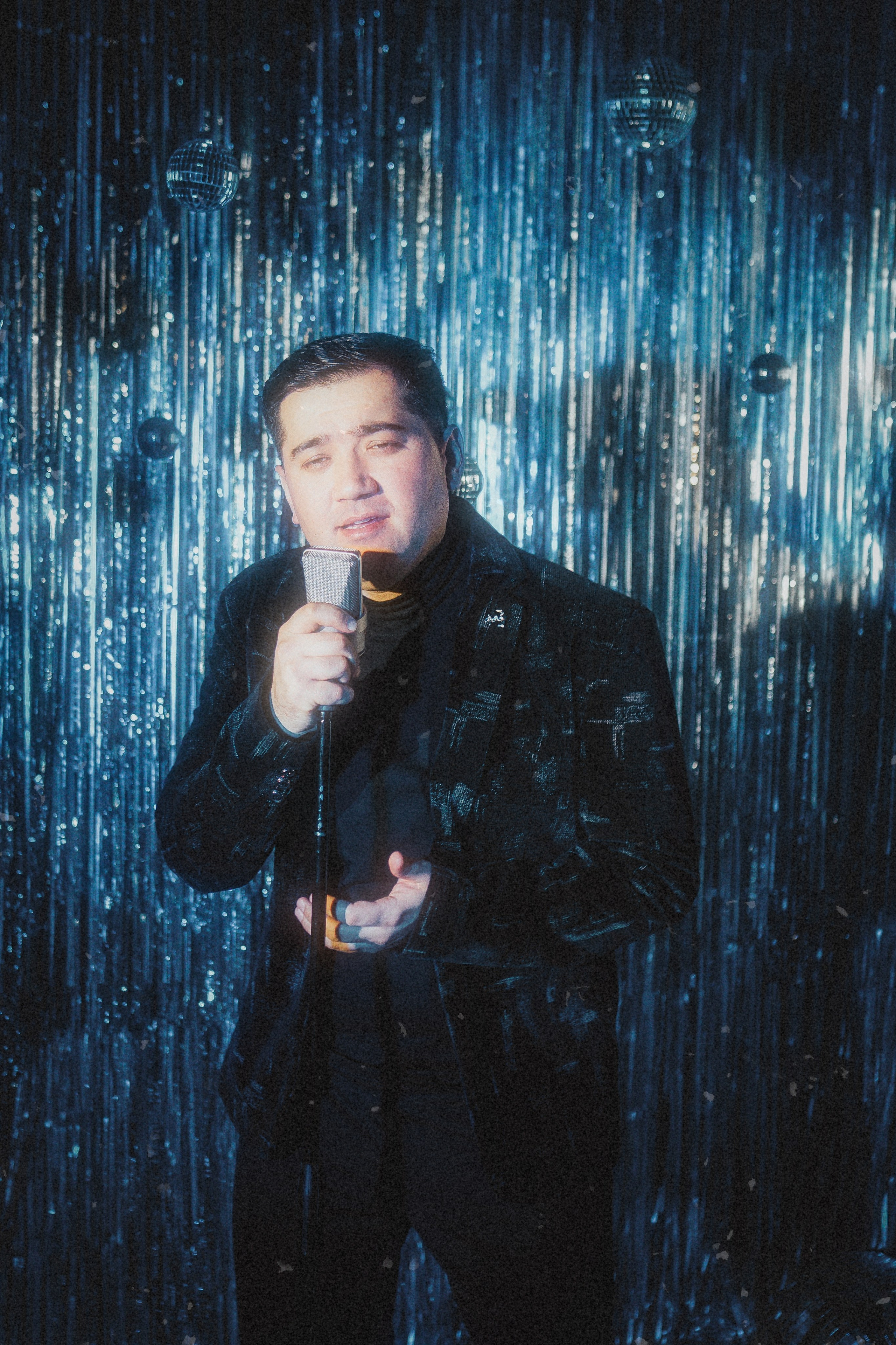 РАСУЛ МАРУПОВ