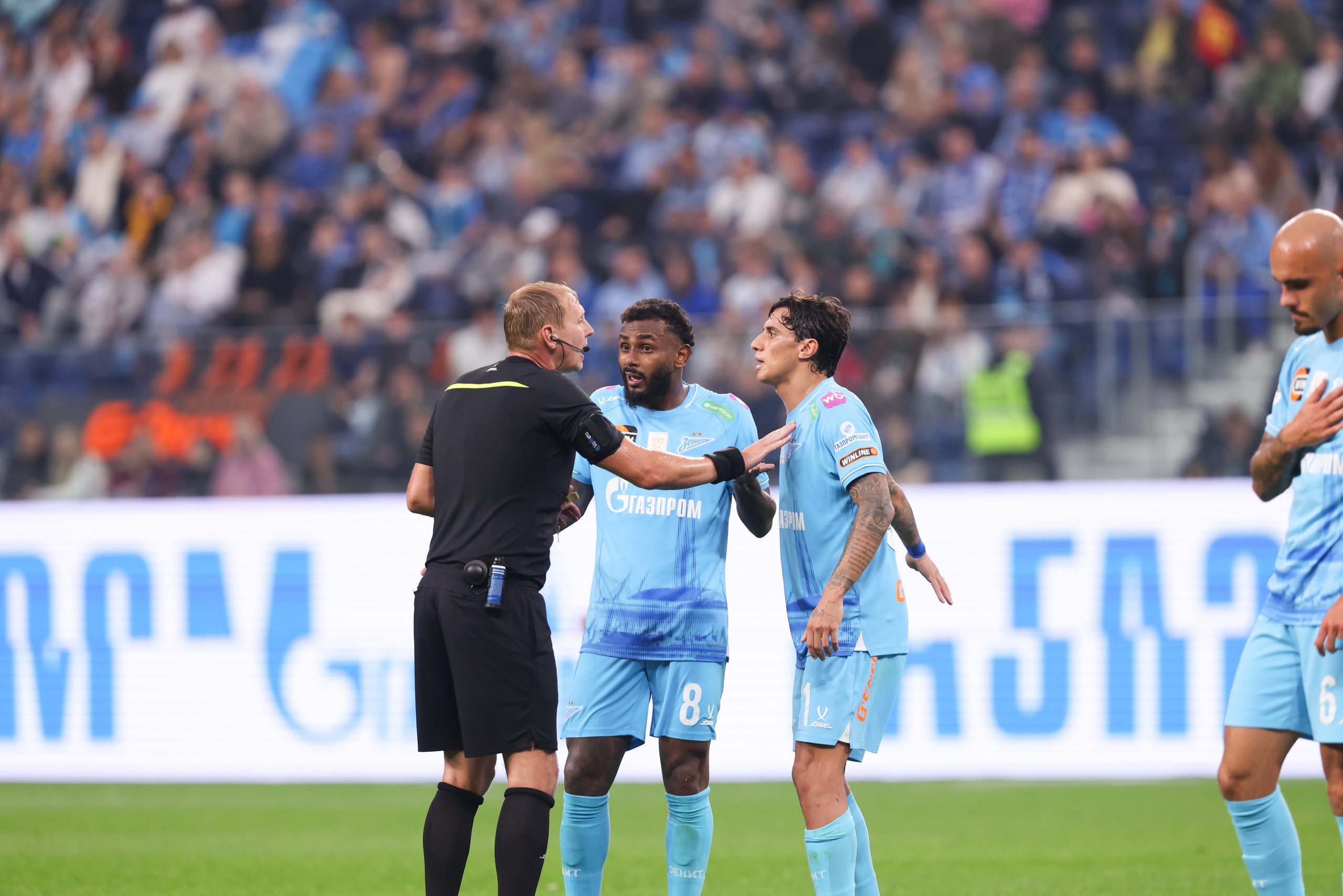 ФК «Зенит» — ФК «Пари НН» 30.08.2025. Спортивный и репортажный фотограф Антон Тереханов