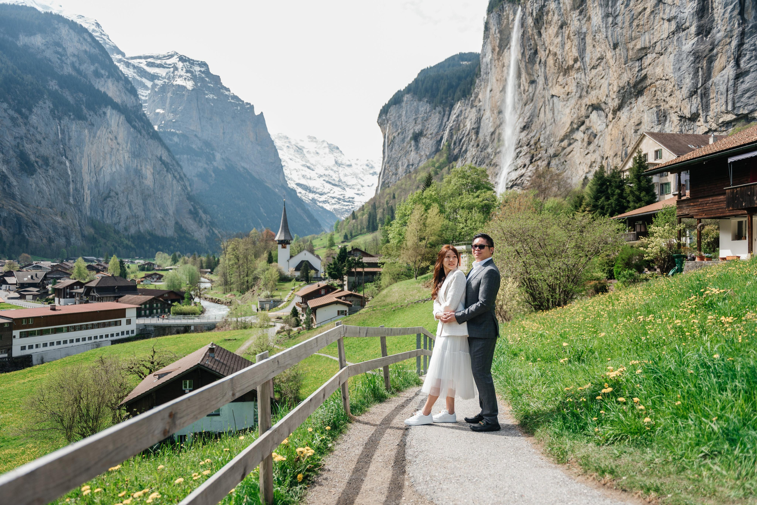 Hazel & Max (Lauterbrunnen, Suisse). Photographe en Suisse et en Europe Anna Alekseenko