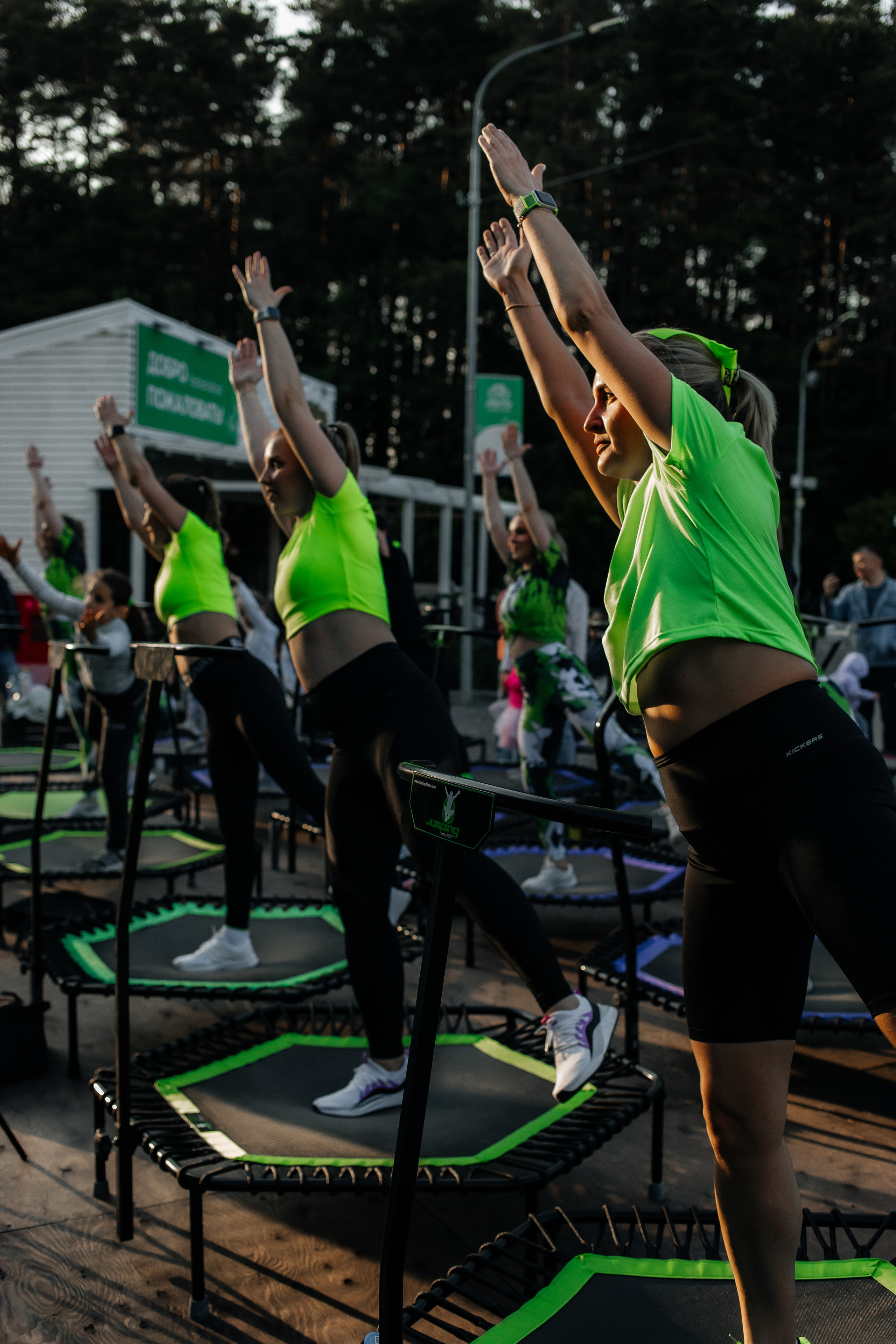 Jumping. Ирина Тихонова — фотограф для детей и коллективов в Москве