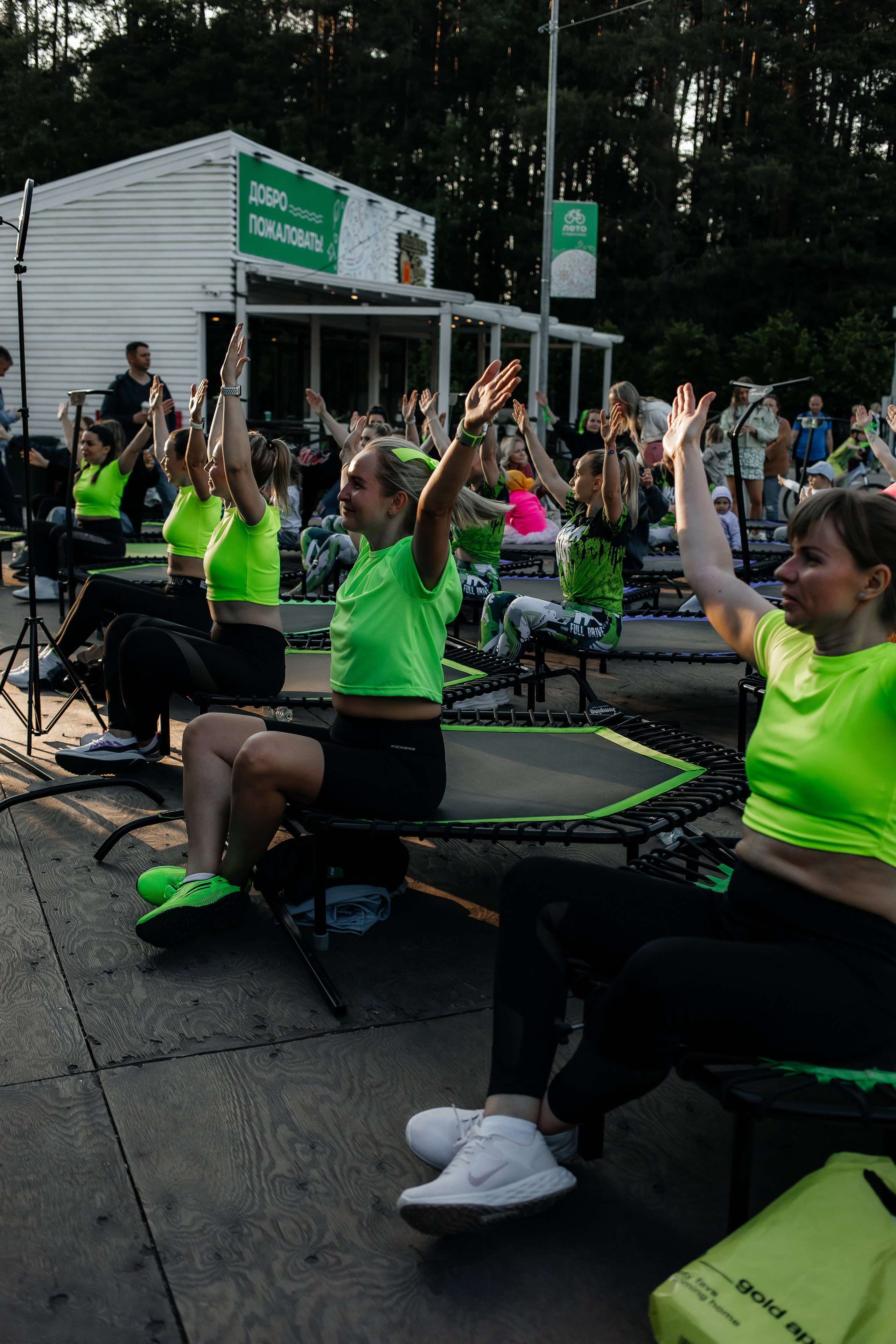 Jumping. Ирина Тихонова — фотограф для детей и коллективов в Москве