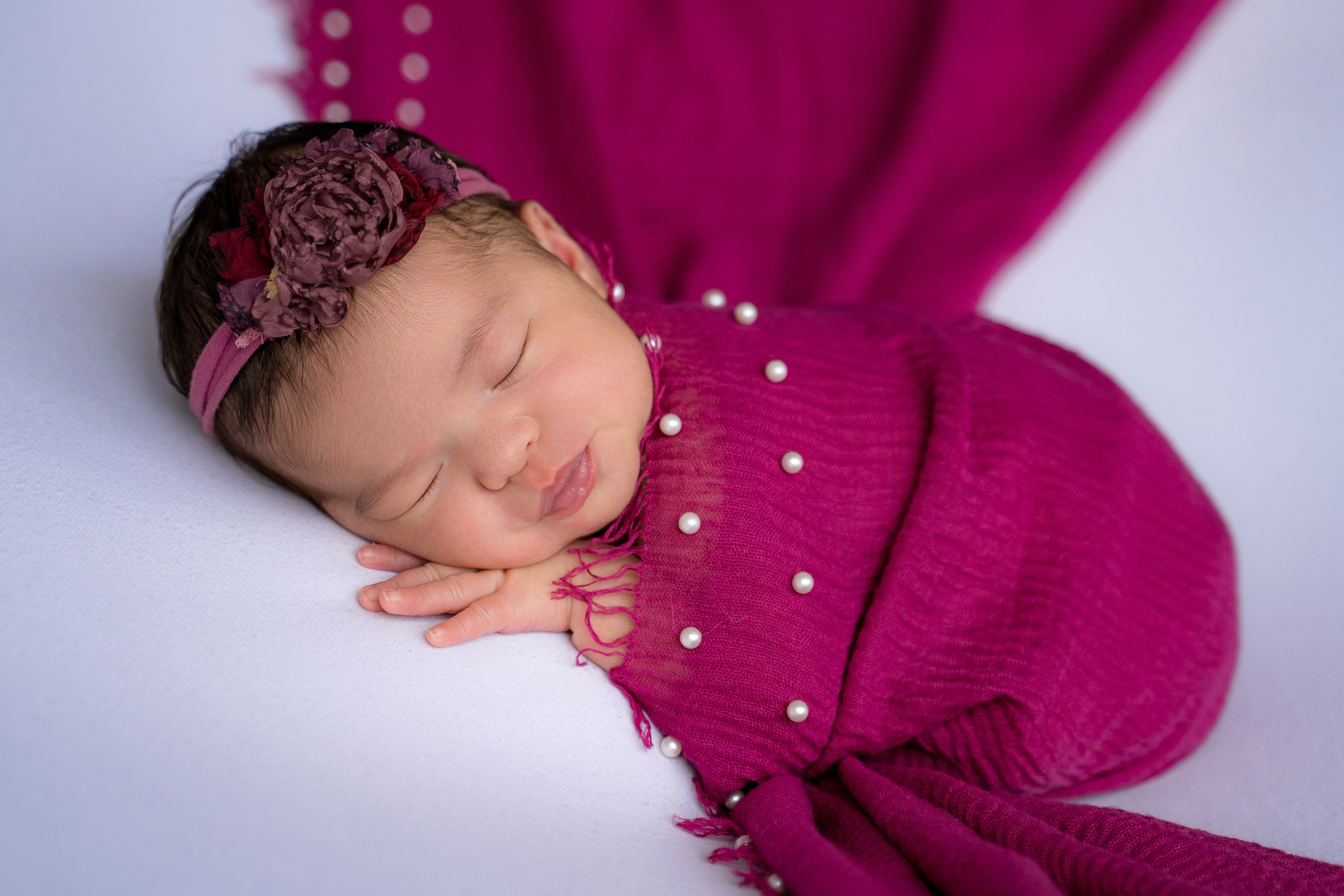 Ньюборн люкс. Фотостудия Малина в городе Улан-Удэ. Фотограф Ирина Жарникова