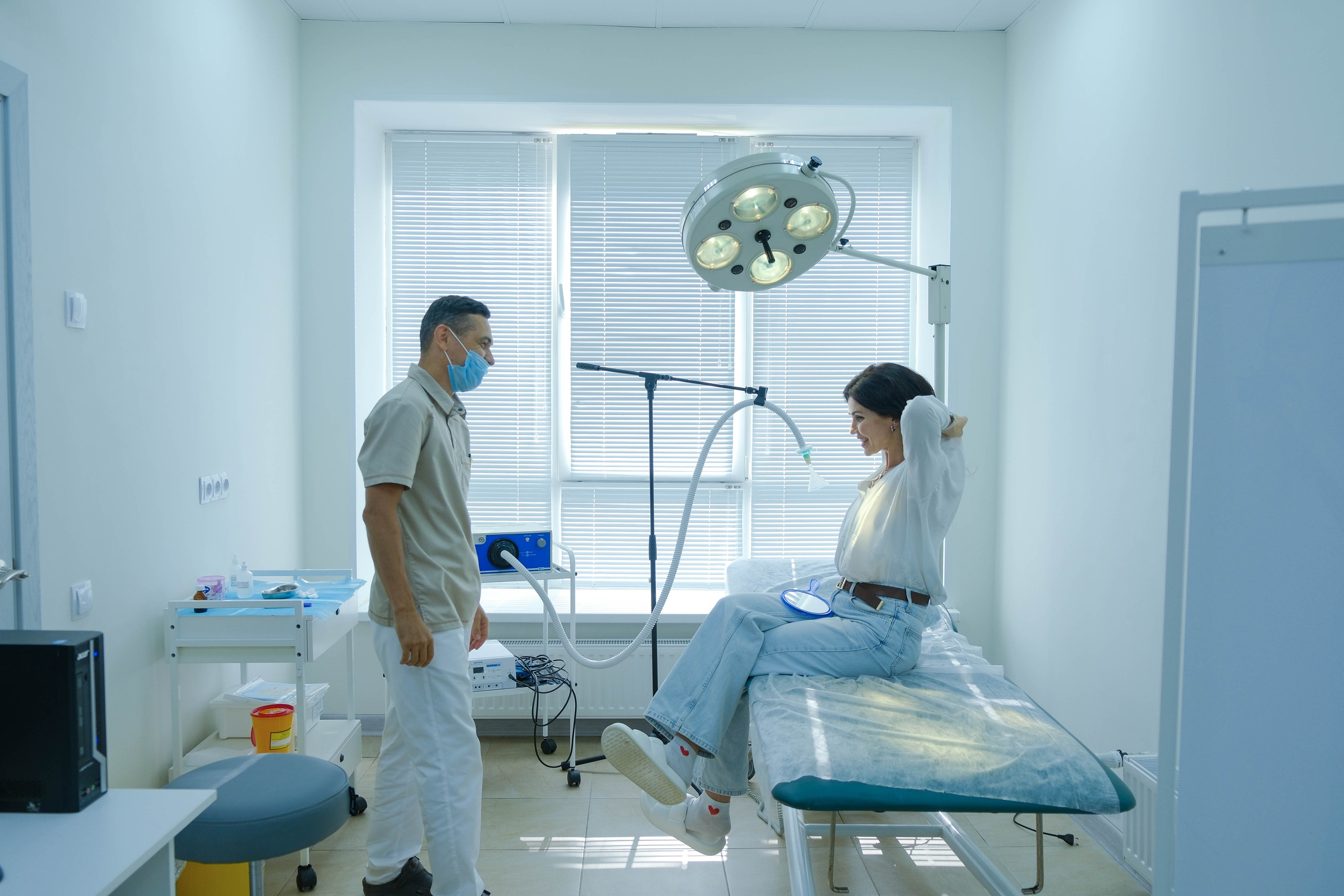 Съемка для медицинского центра. Фотограф на камеру и мобильная съемка в Казани Лидия