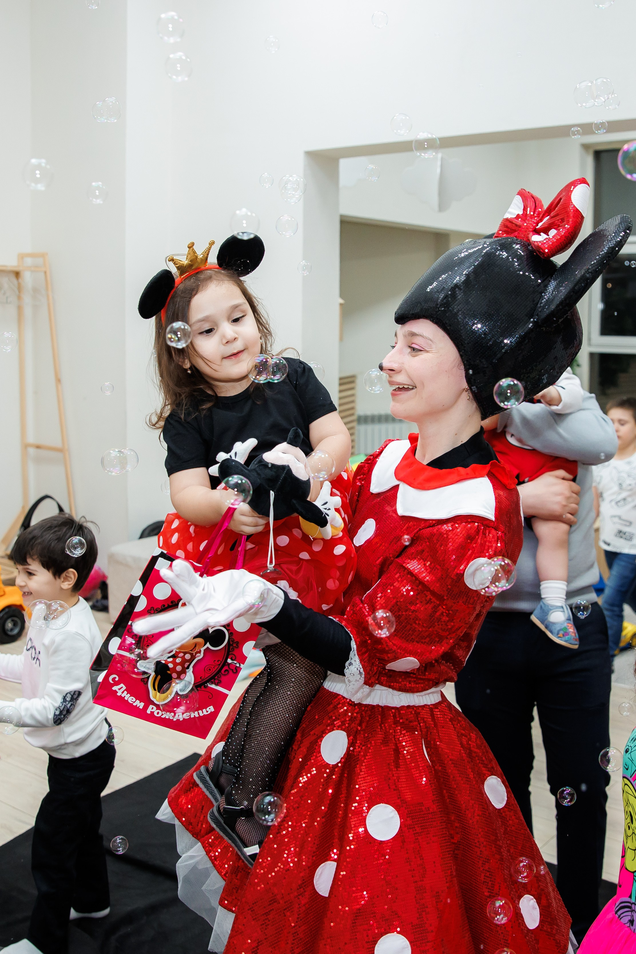 День Рождения Каролины. Семейный и репортажный фотограф в Иркутске Людмила Лиханская