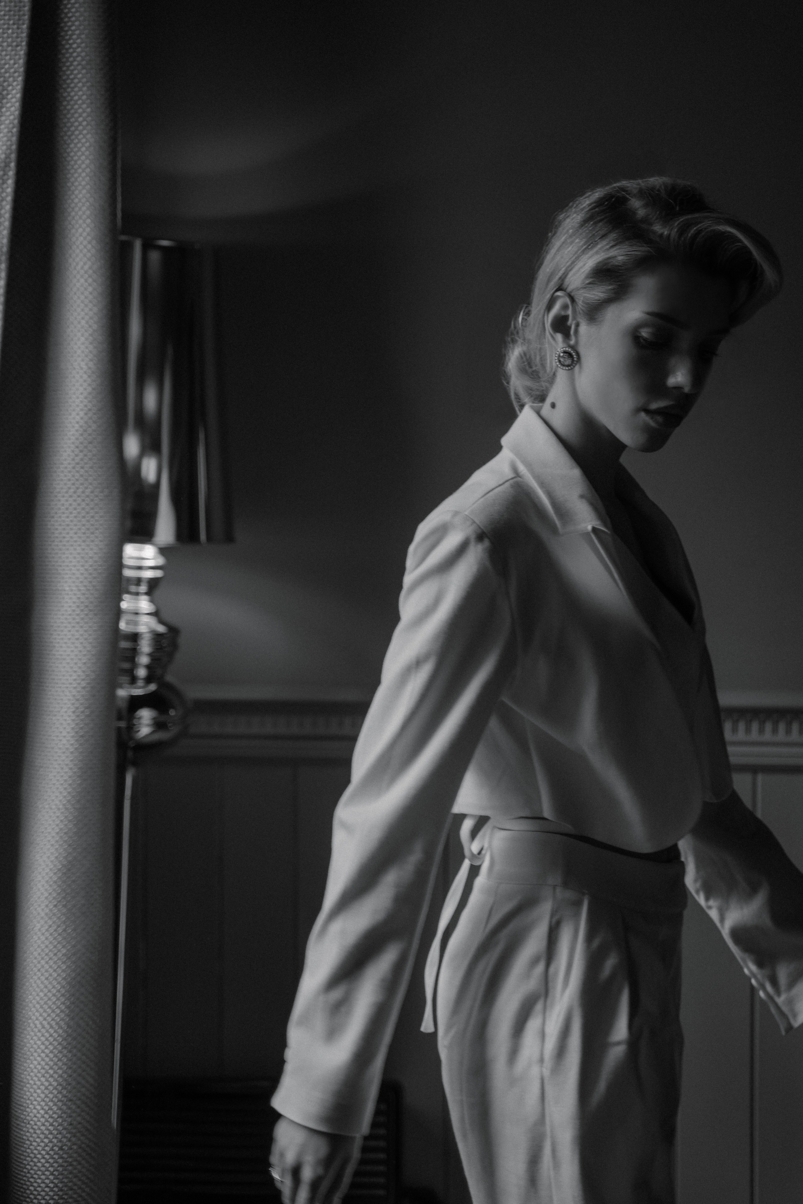 Будуарная история в отеле. Портретный фотограф в Москве