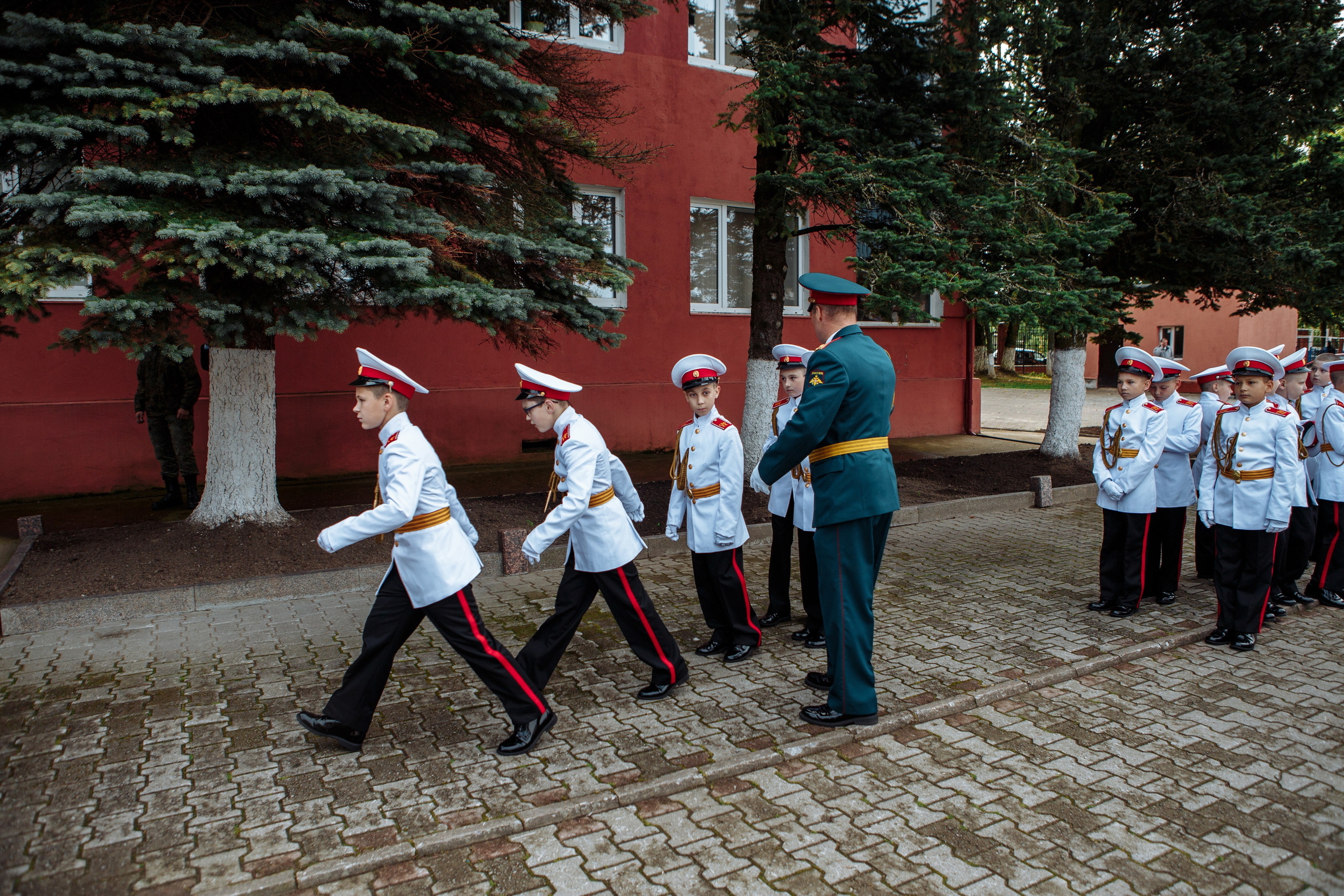 Фото выпускного кадетского училища