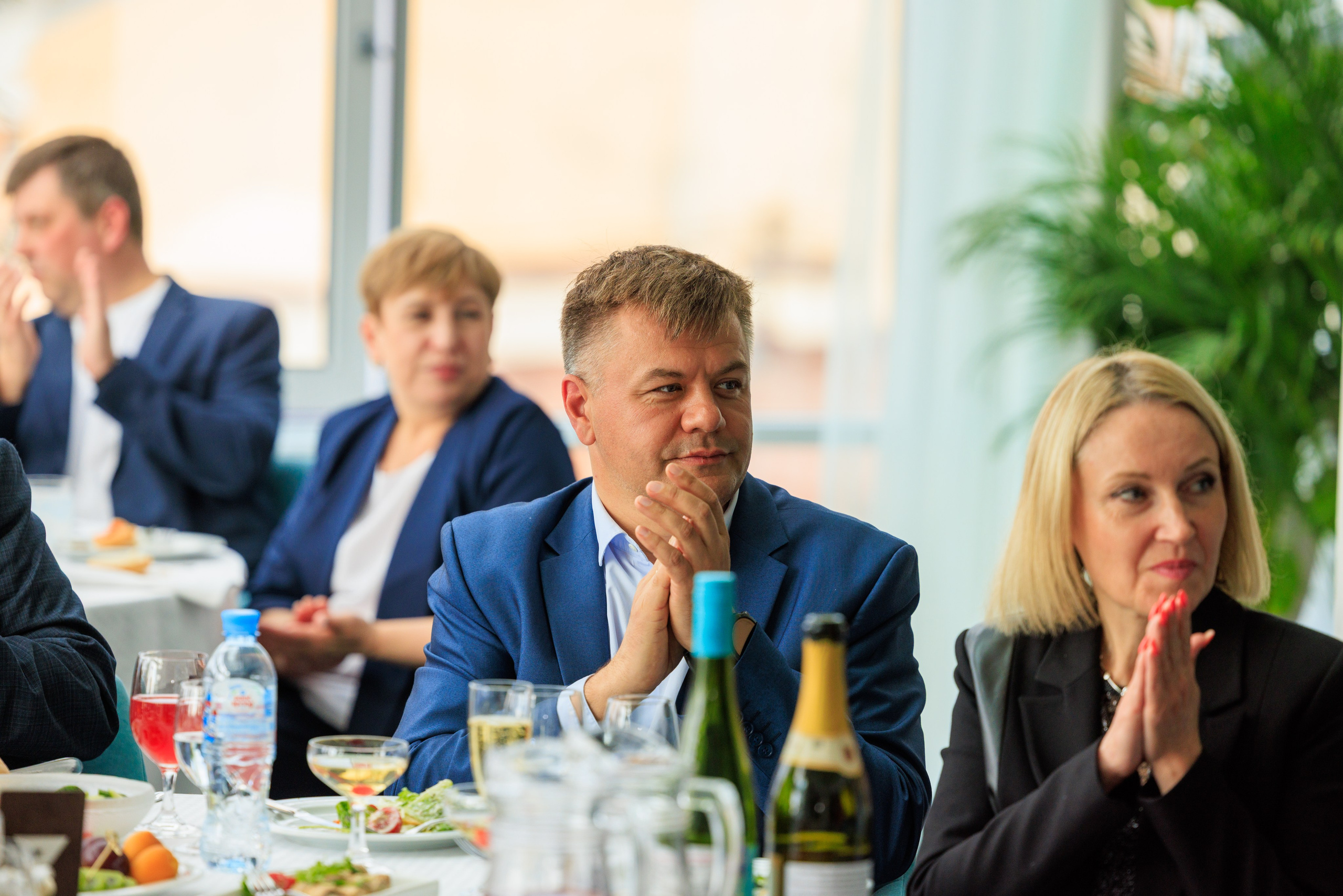 Выпускной лицея 244. Фотограф Александр Заломаев