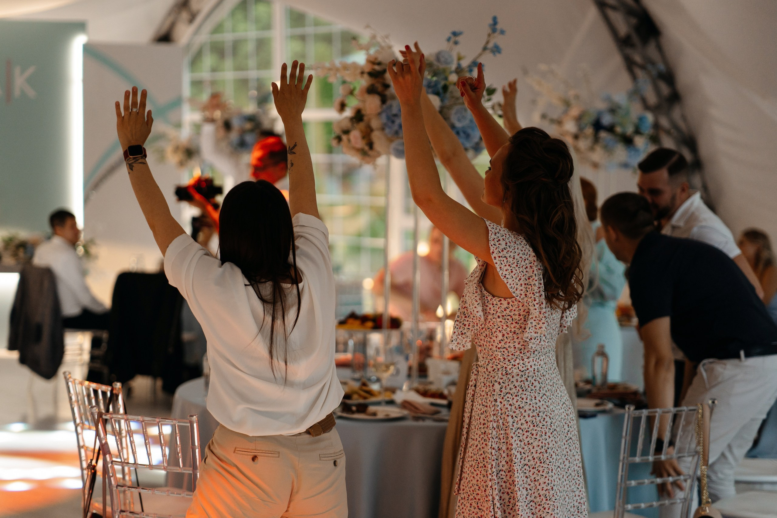 Кристина и Леша. Ведущий на свадьбу в Москве Зубков Алексей