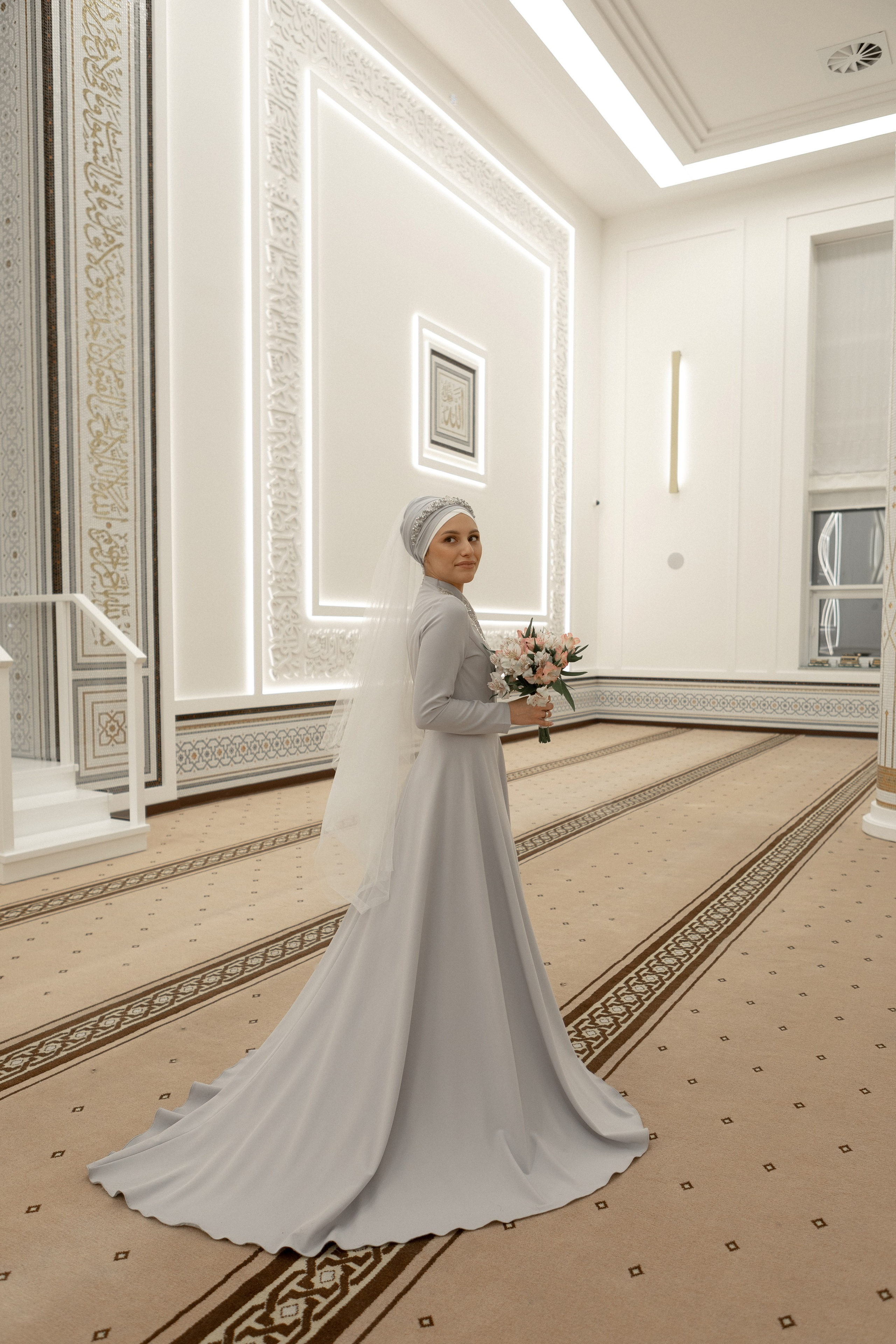 R & A. Главная