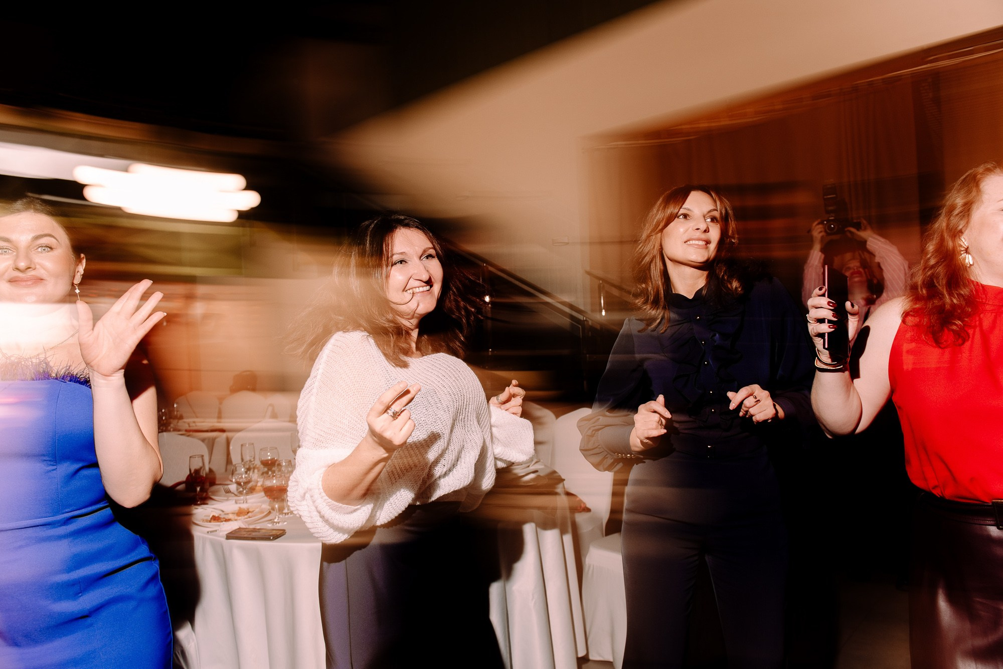 Новогодний завтрак в платьях. Семейный и свадебный фотограф в Рязани Лиза Голованова