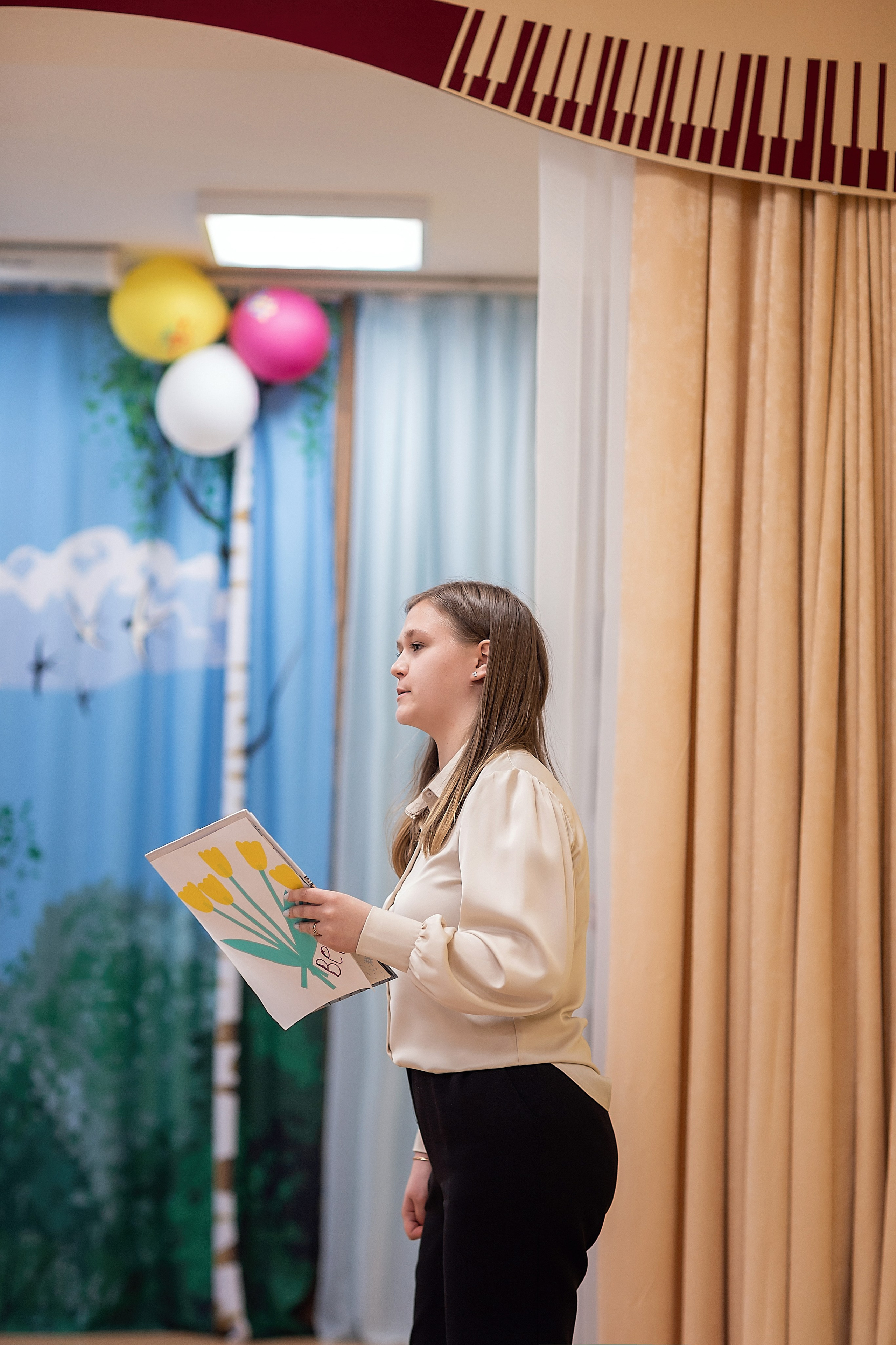 Весенний утренник_старшая группа_2025. Семейный фотограф в Санкт-Петербурге