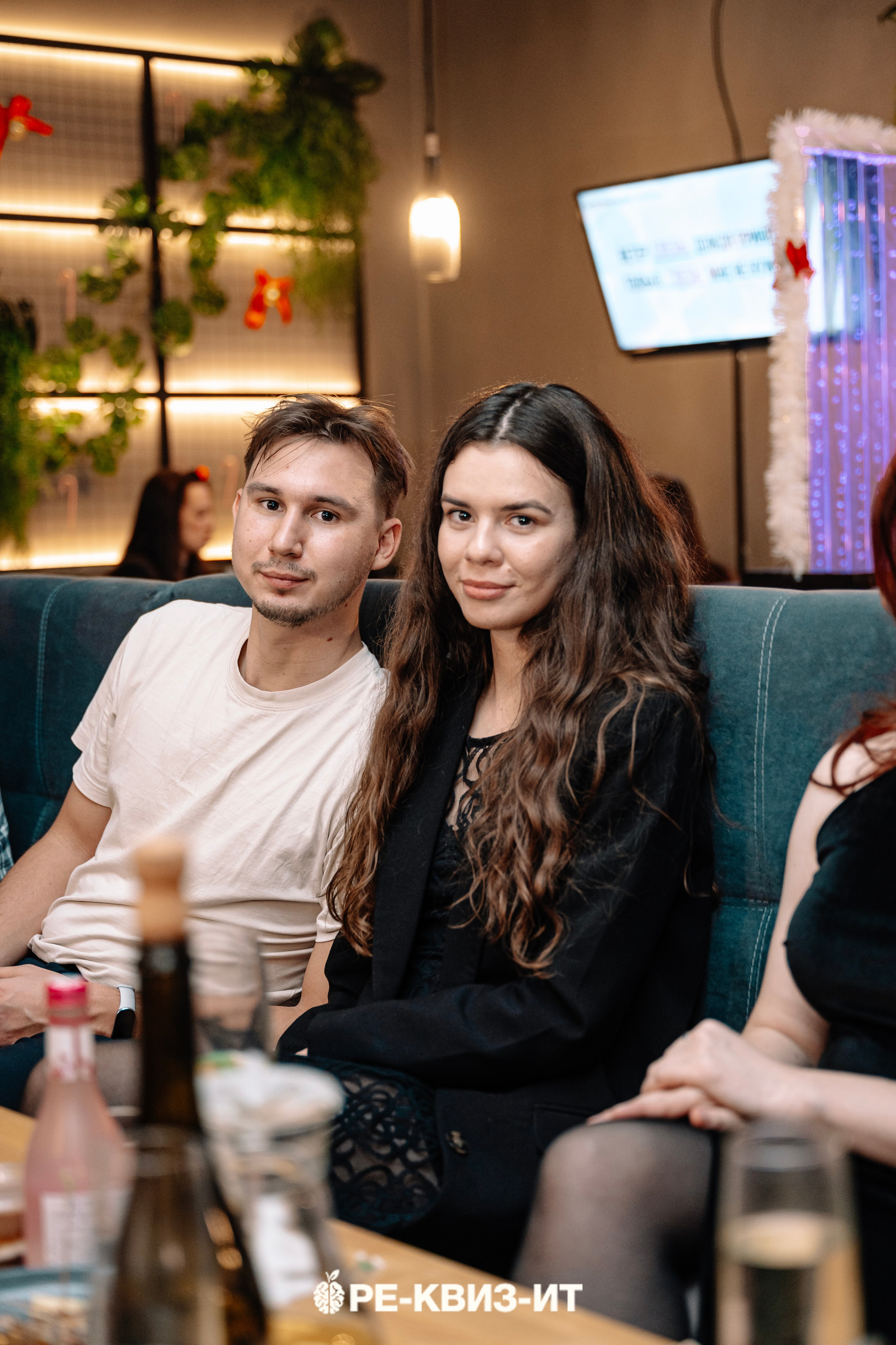 Реквизит — квиз в Зеленодольске и Волжске ZR cafe. Свадебный фотограф в Казани, и Зеленодольске Радик Мухаметов