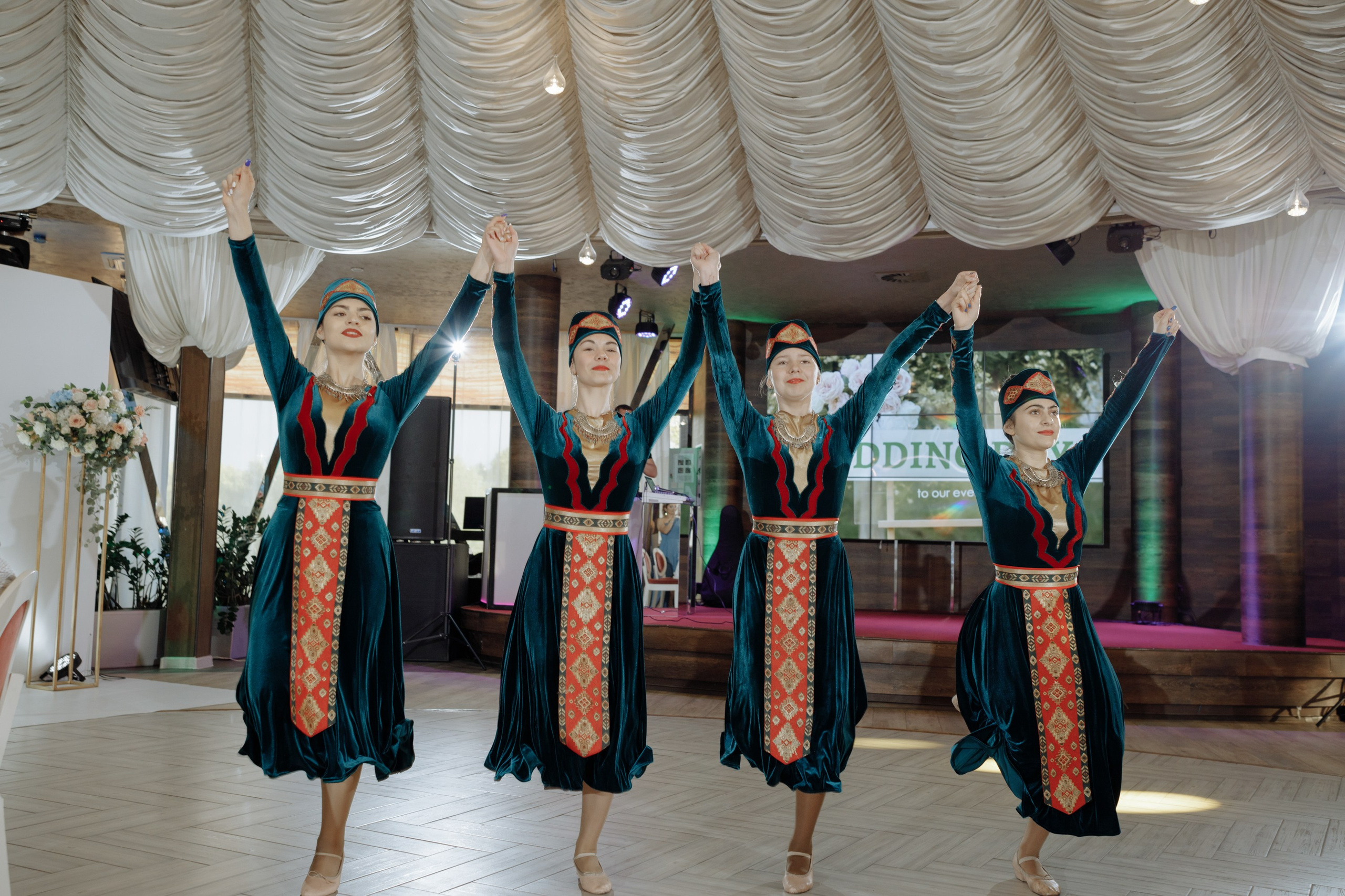 Степан и Элянора (полный день). Свадебный фотограф