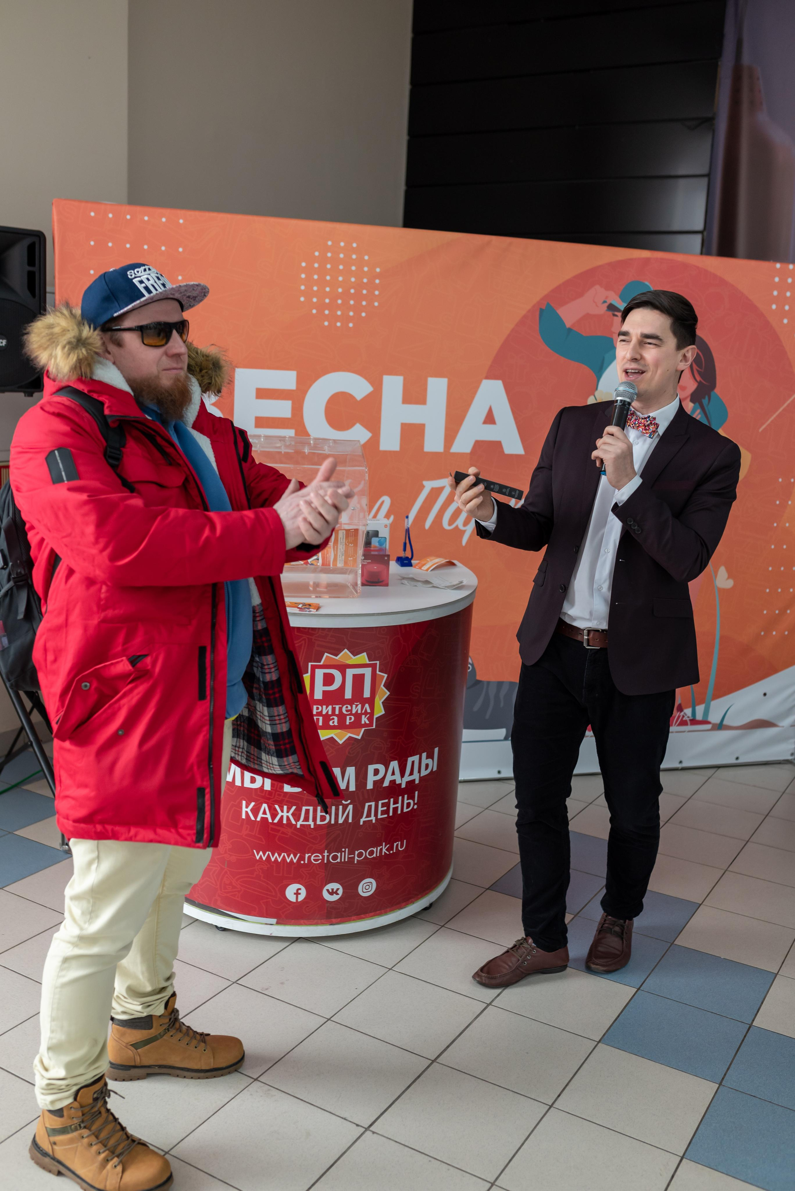 8 марта ТЦ Ритейл Парк. Выпускные альбомы Москва и МО. Школьный и семейный фотограф