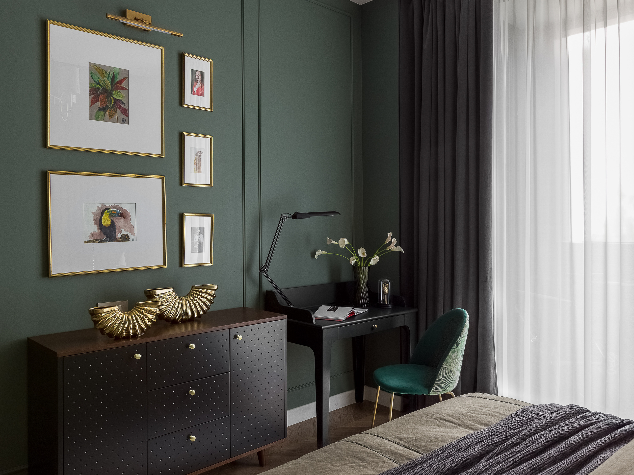 Семейная квартира с интересными дизайнерскими решениями. Интерьерный фотограф