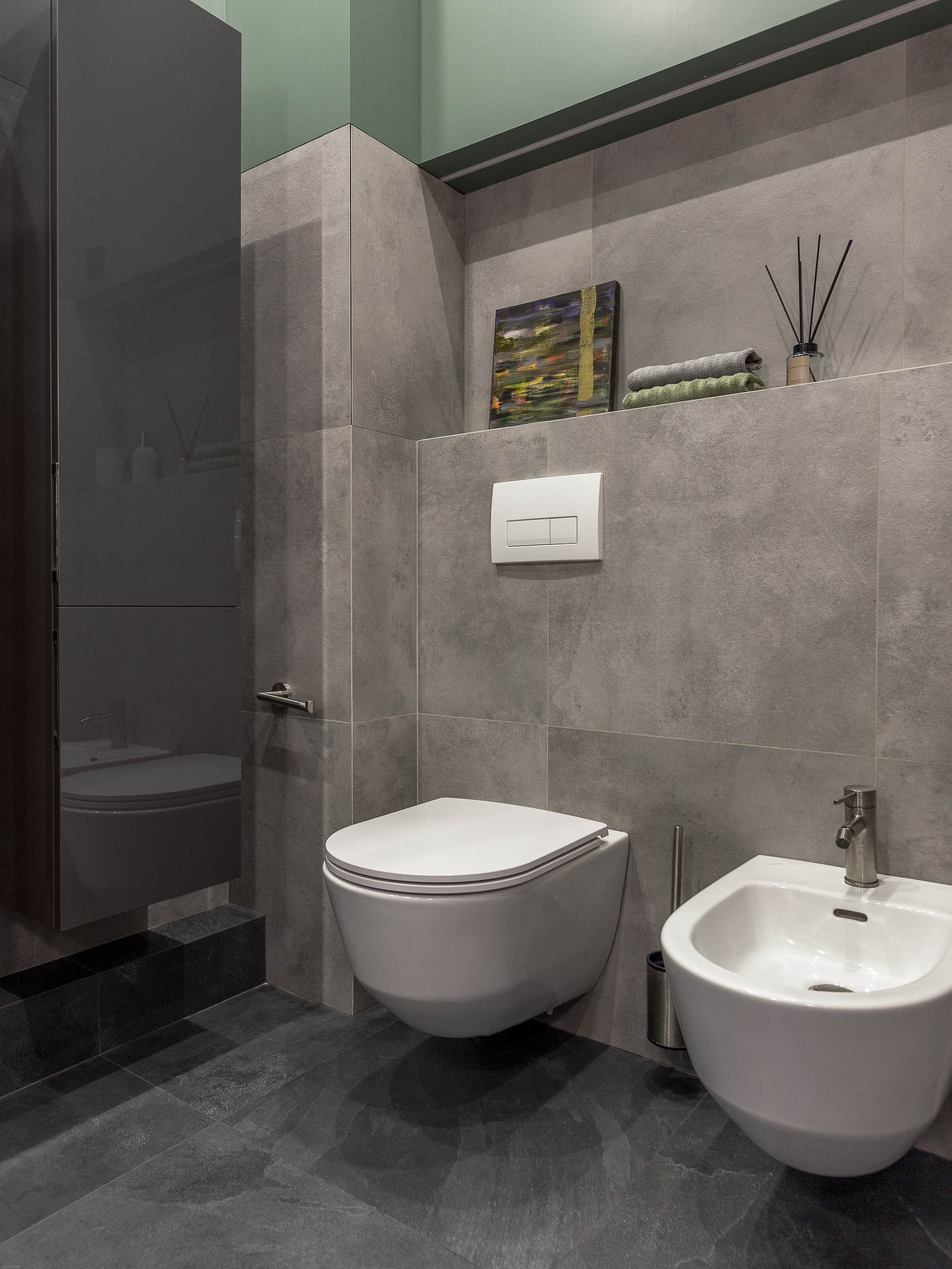 Семейная квартира с интересными дизайнерскими решениями. Интерьерный фотограф