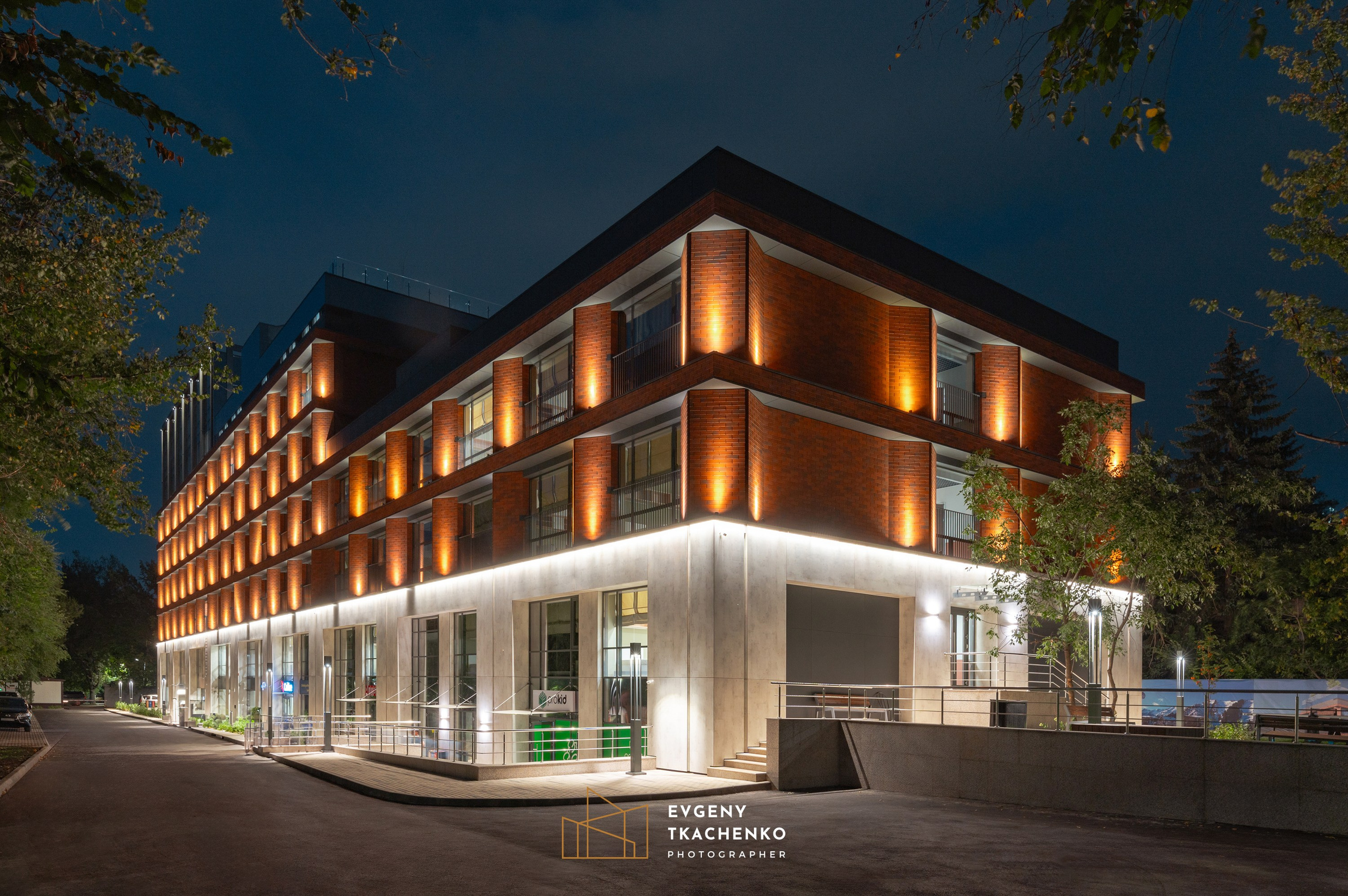 Общежитие университета NarXoz в Алматы. Архитектурный и интерьерный фотограф в Казахстане