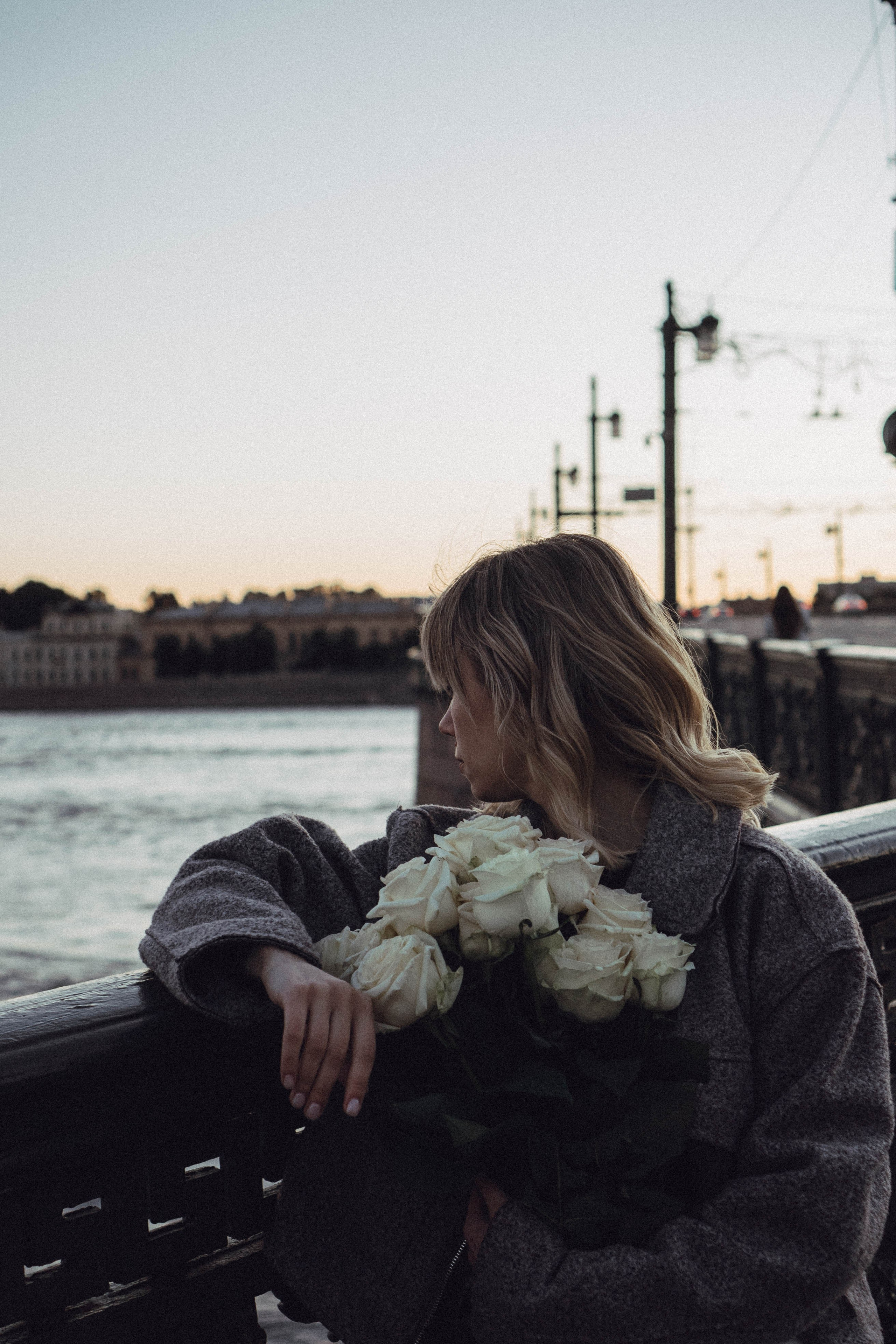 ПРОГУЛКА ПО ГОРОДУ В БЕЛЫЕ НОЧИ (другой вариант). Профессиональный фотограф, Санкт-Петербург — Виктория Богомолова