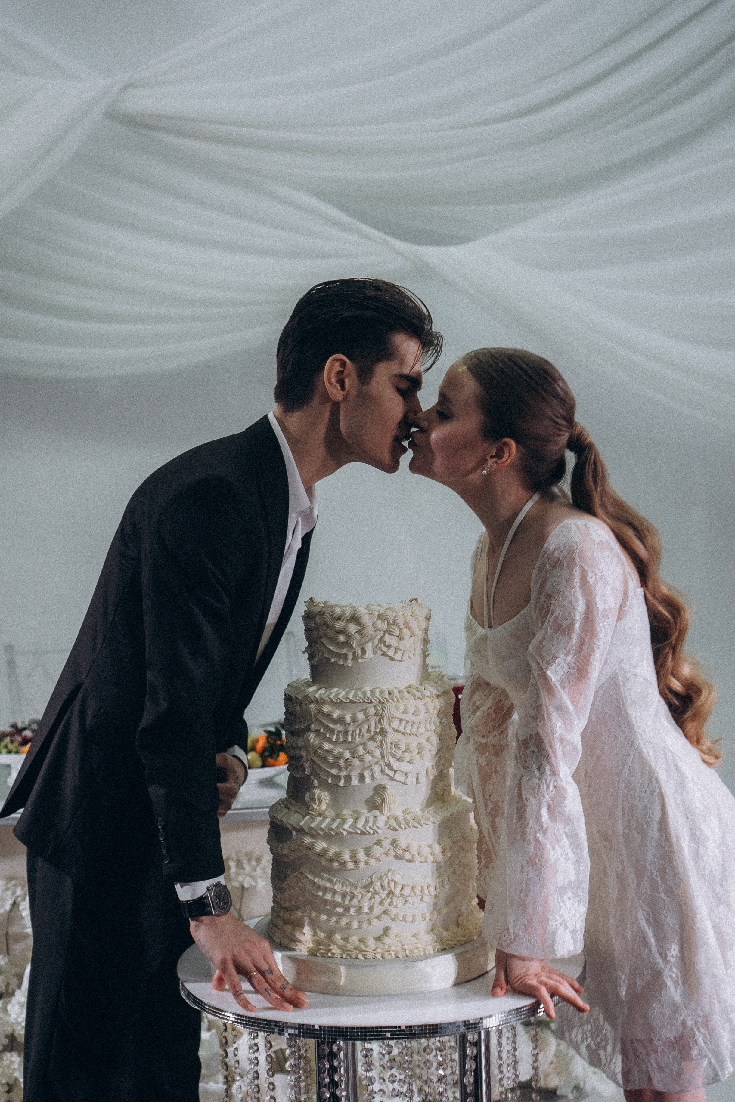 СВАДЕБНАЯ СЬЕМКА СБОРОВ В ОТЕЛЕ И ВЫЕЗД НА ЦЕРЕМОНИЮ (СНЯТО В СИБИРЕ В НИЖНЕВАРТОВСКЕ). Профессиональный фотограф, Санкт-Петербург — Виктория Богомолова