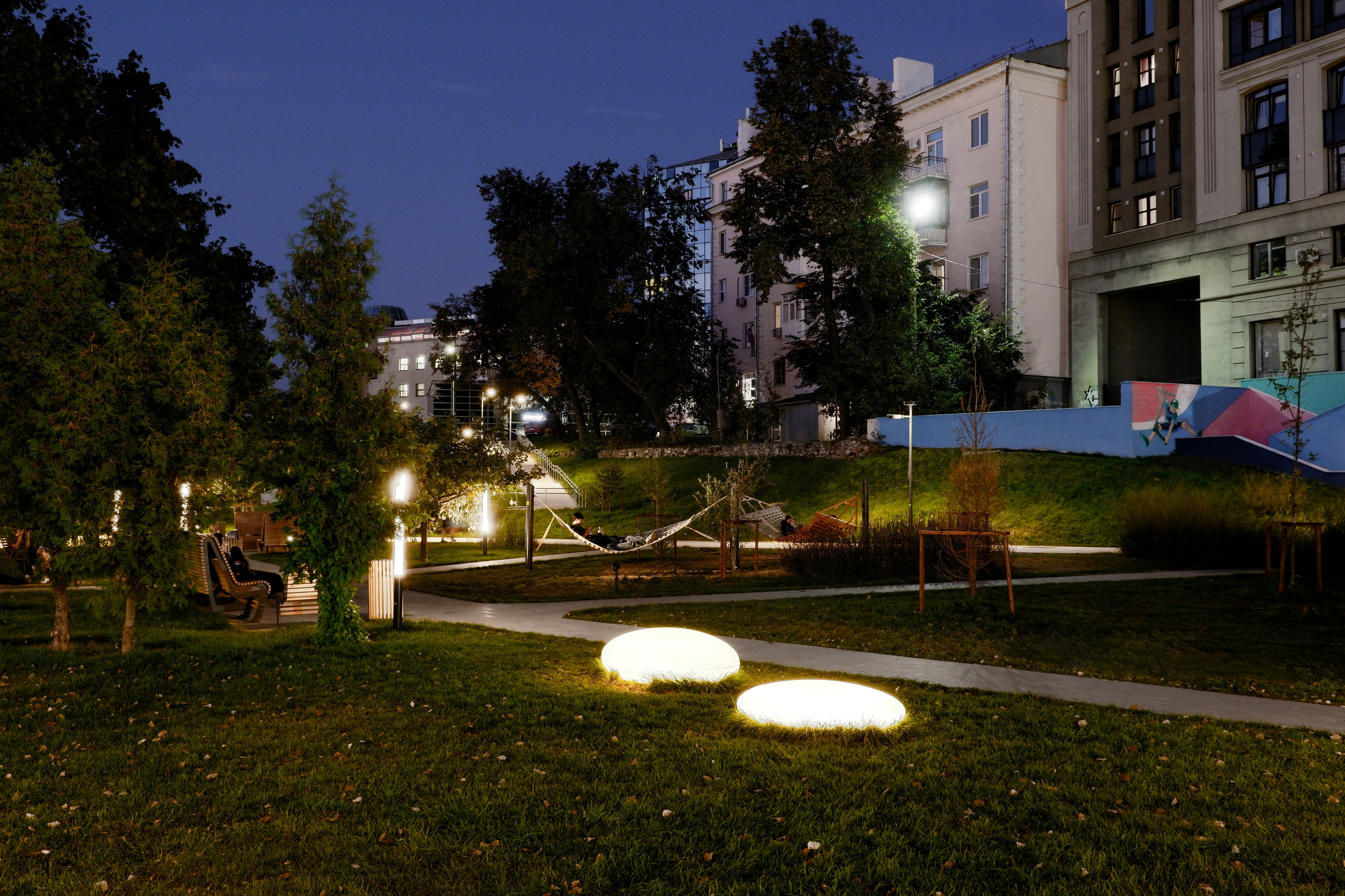 Лыбедский бульвар. Михаил Мулач | Архитектурный фотограф