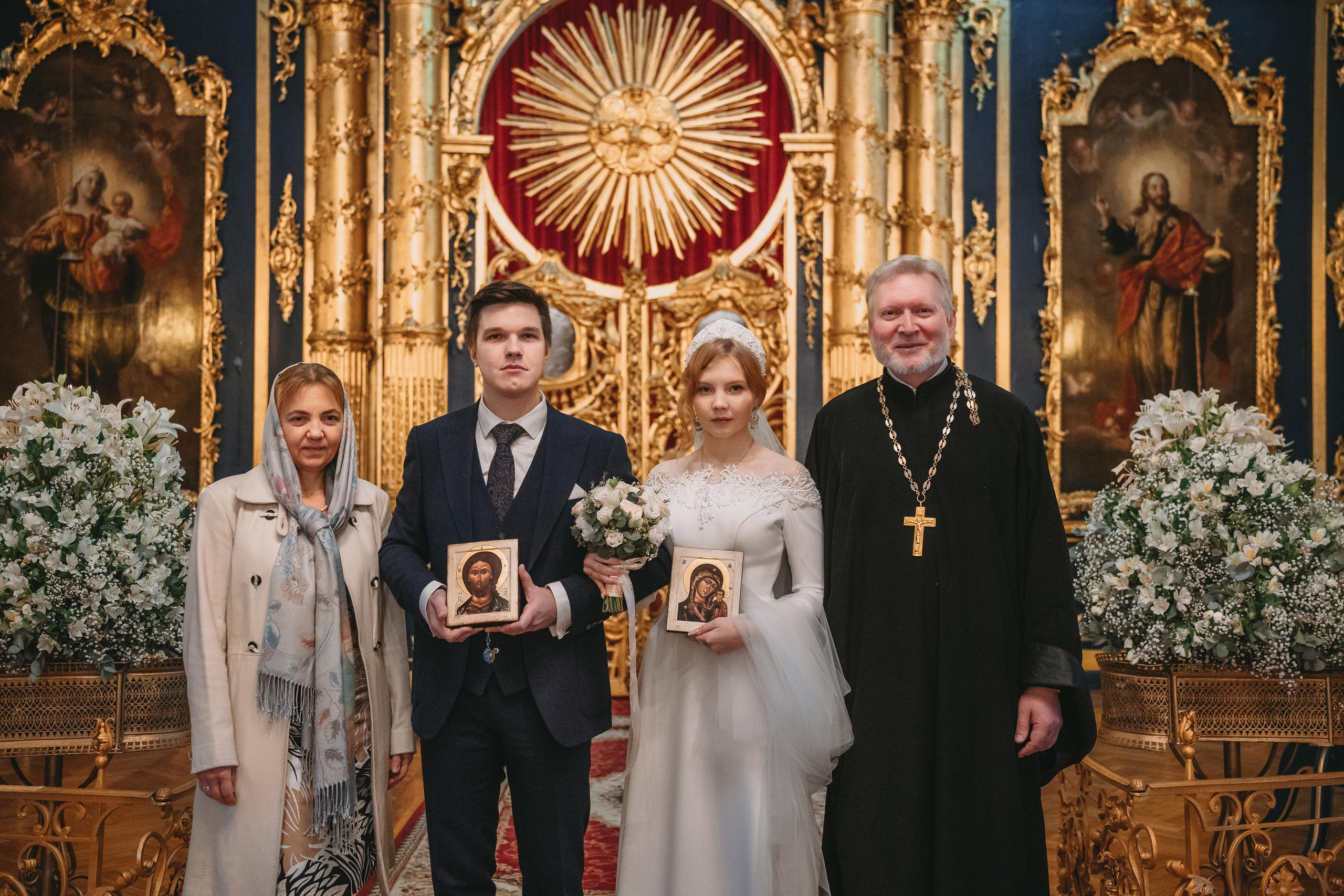 Венчание в Николо-Богоявленский Морском соборе в Санкт Петербурге