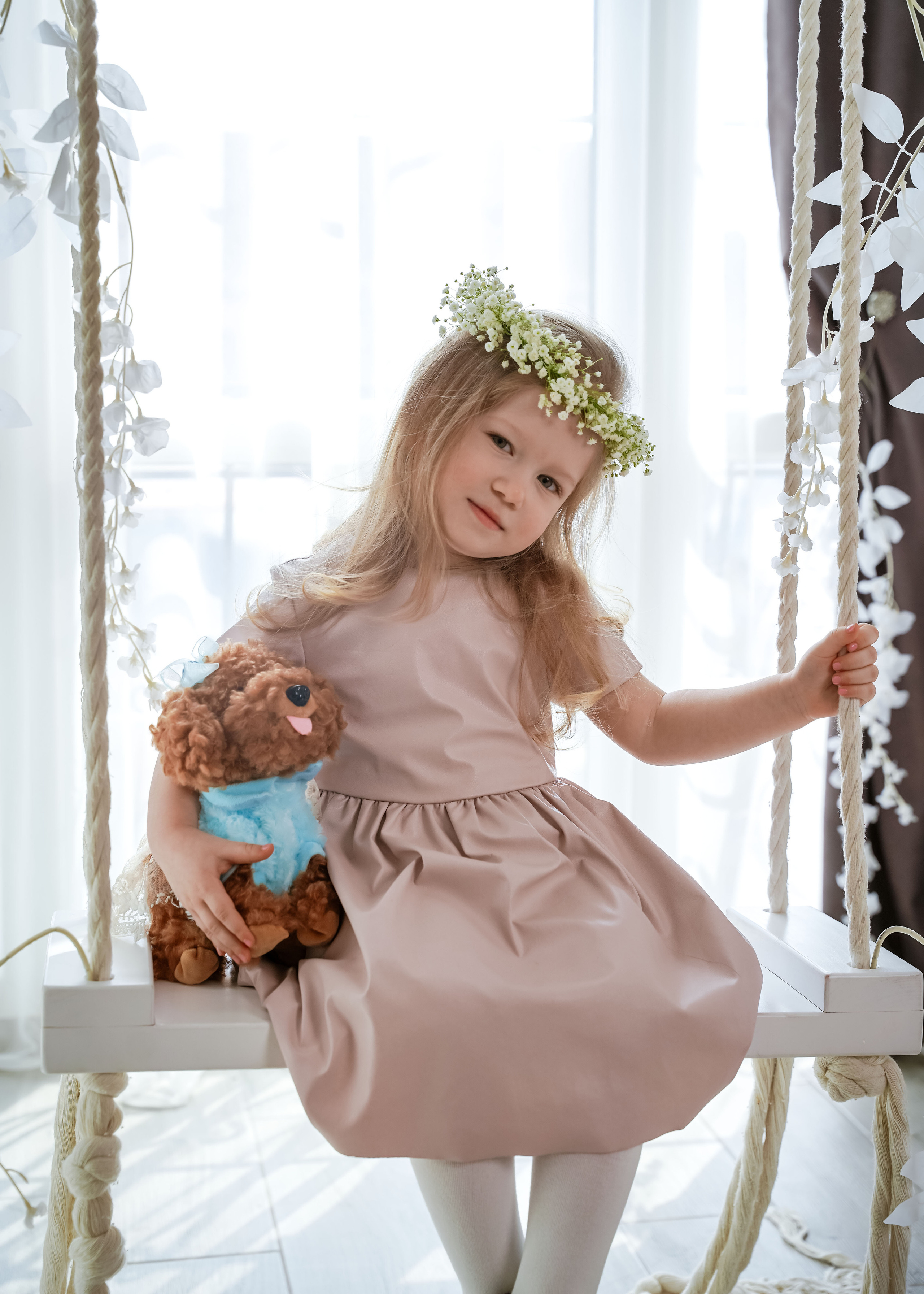 Семейные фотосессии в студии. Фотограф в Ялте Инна Найден. Детский и семейный фотограф