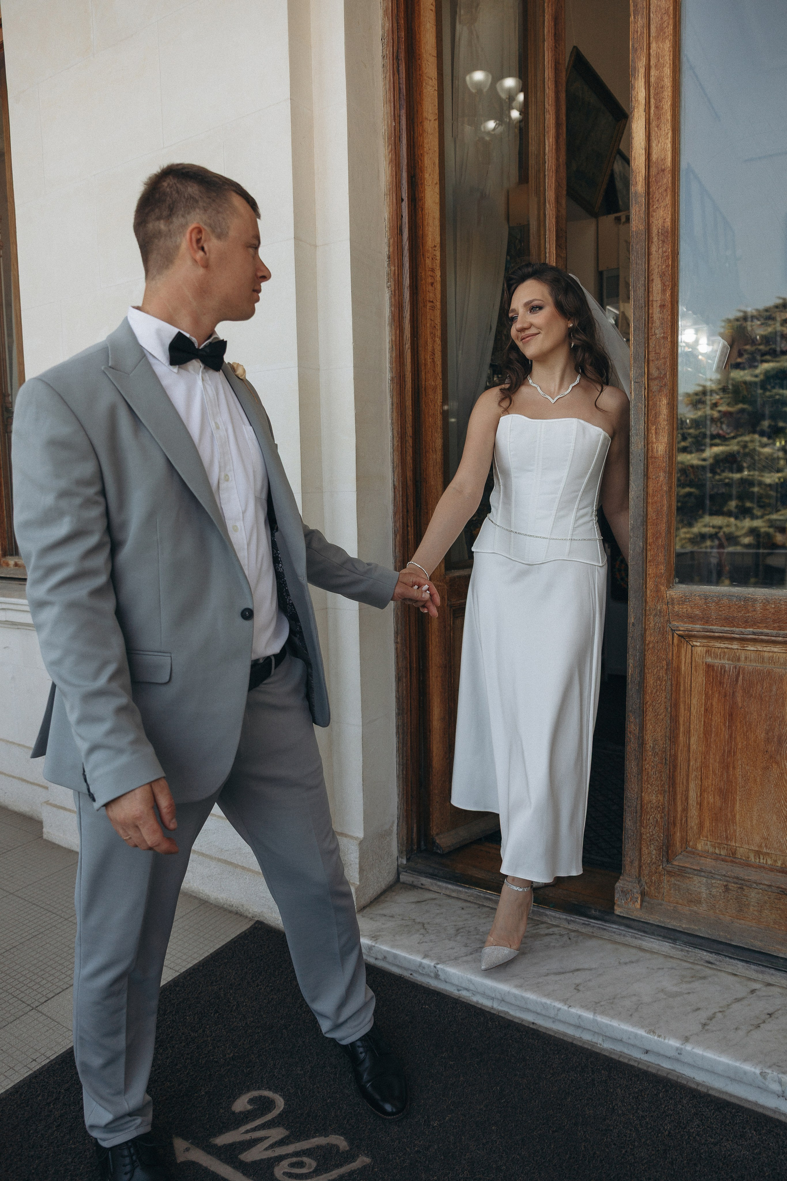 Свадебная фото прогулка в Крыму. Семейный фотограф в Ялте