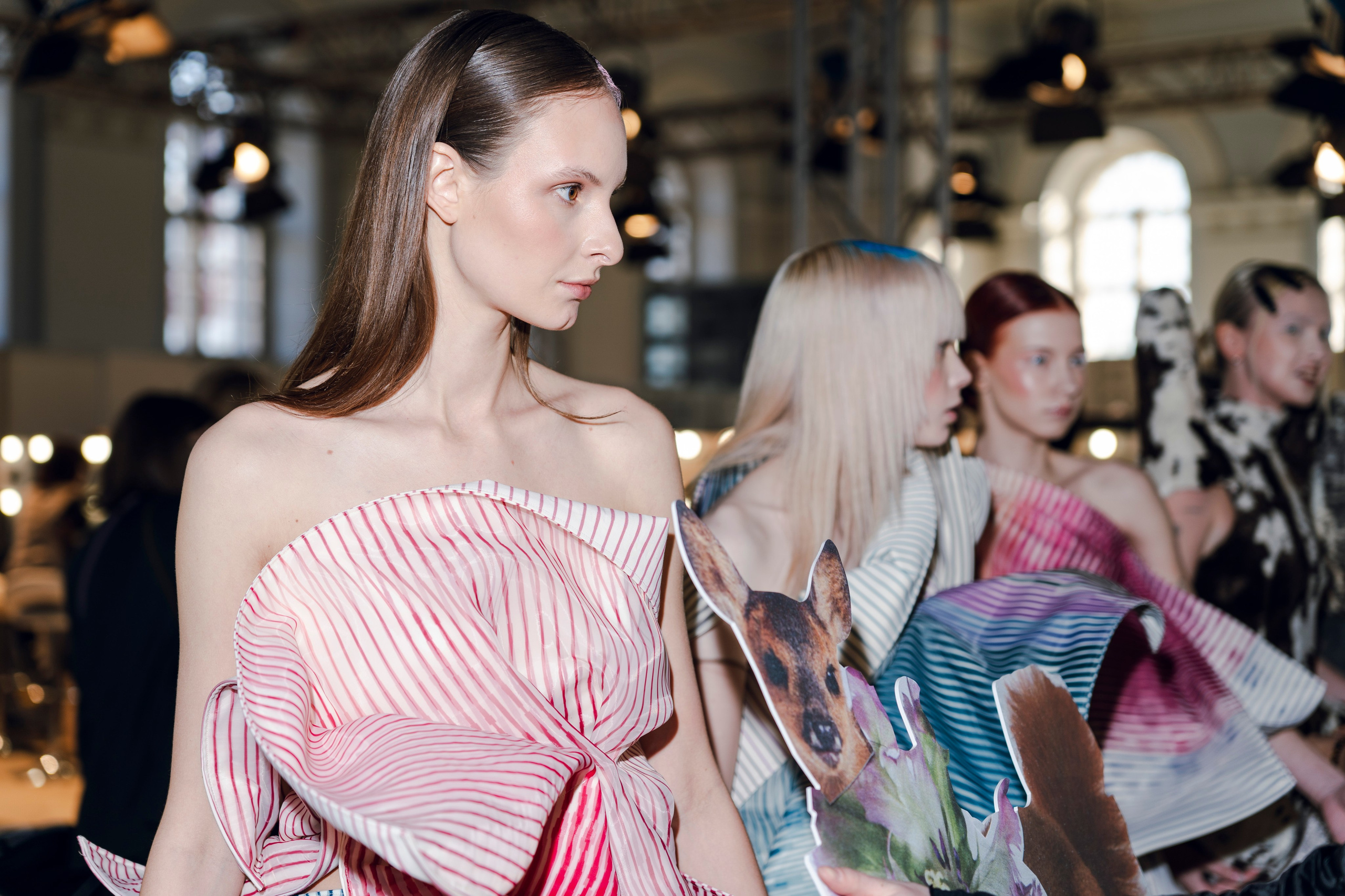 Показ Школы дизайна НИУ ВШЭ на Московской неделе моды. Фотограф в Москве Савкина Евгения