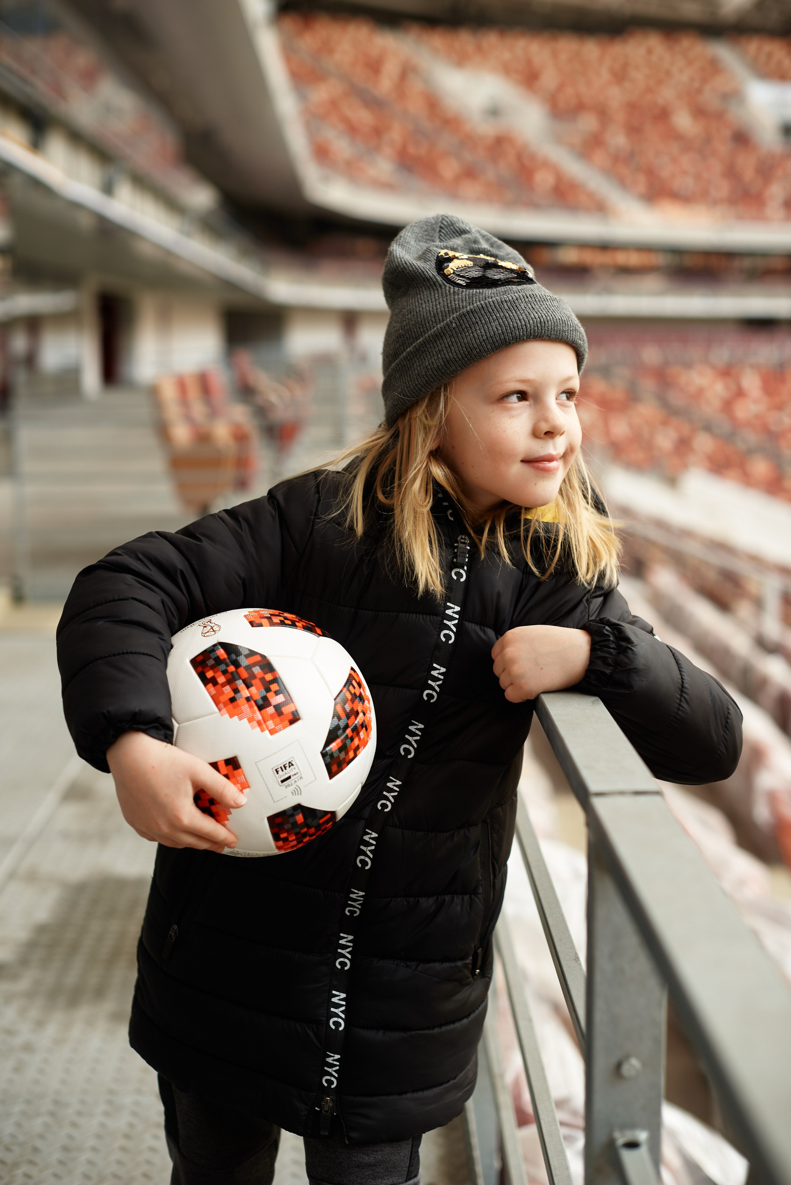 Фотограф Артём Савиных | Свадебная, репортажная, семейная съёмка Москва. Артём Савиных — профессиональный фотограф в Москве | Репортажи, свадьбы, портреты