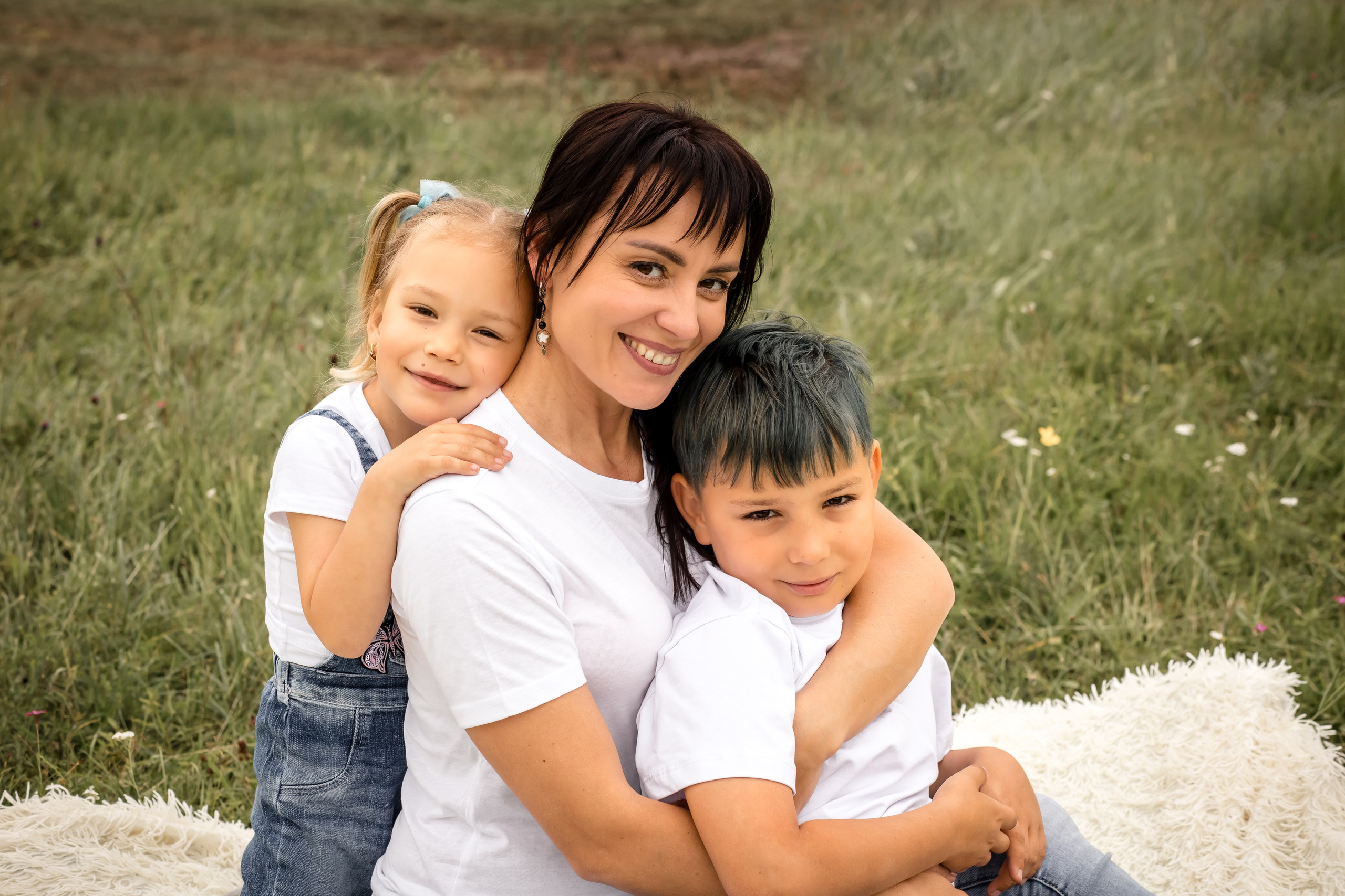 Катя с детками