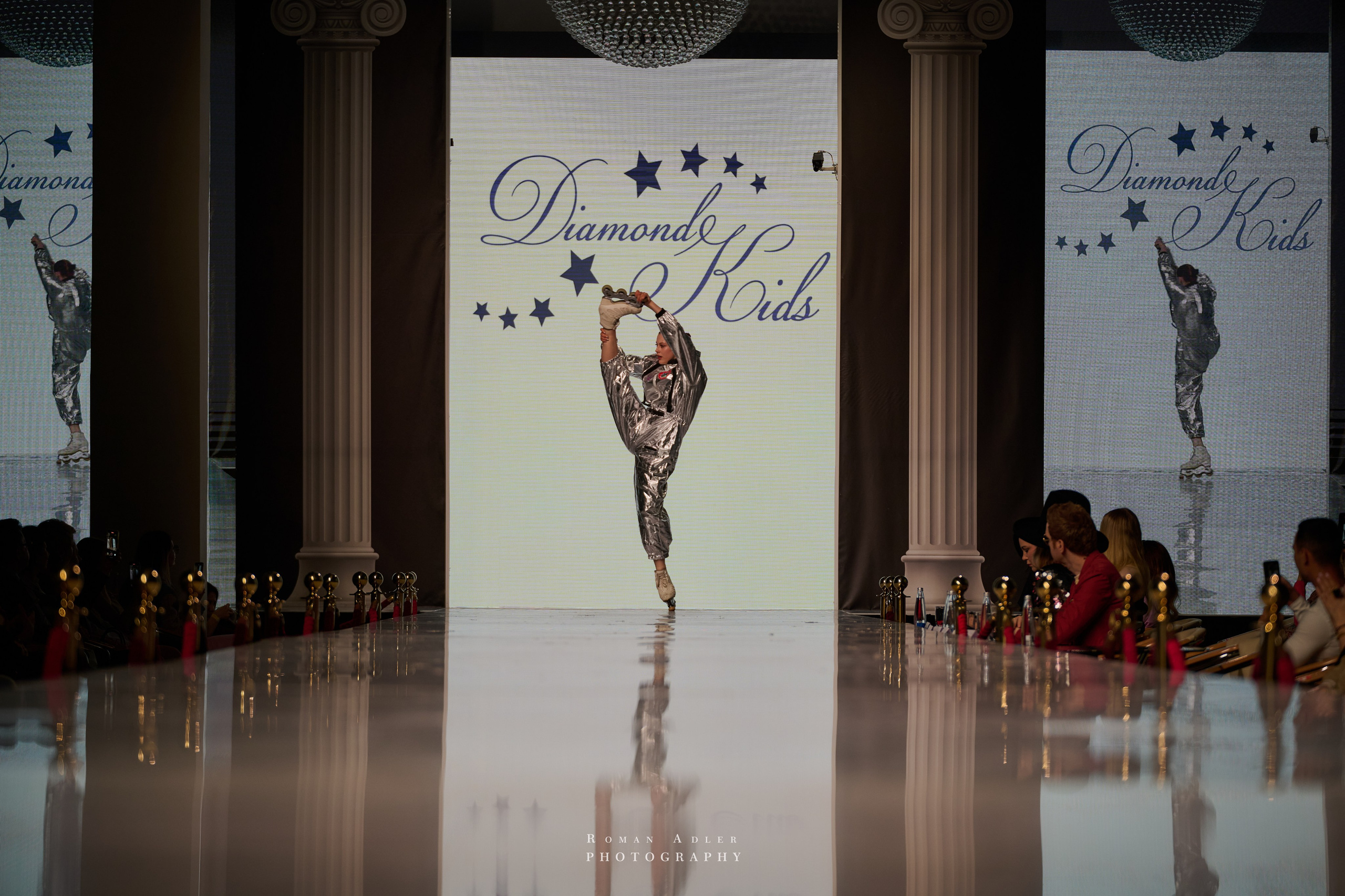 ESTET FASHION WEEK ВЕСНА — 2025. Фотограф Роман Адлер