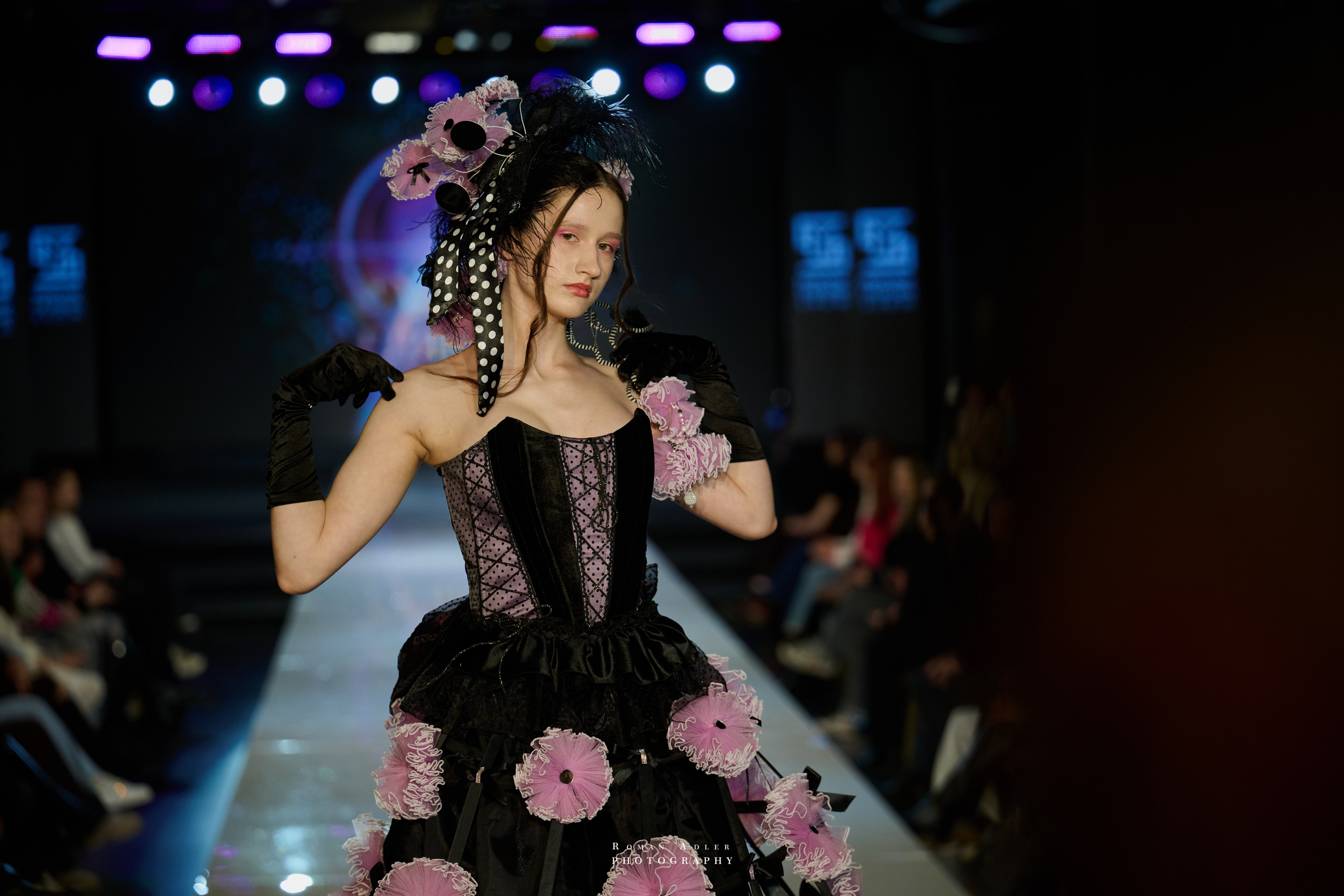 Moscow Fashion Show зима25/26. Фотограф Роман Адлер