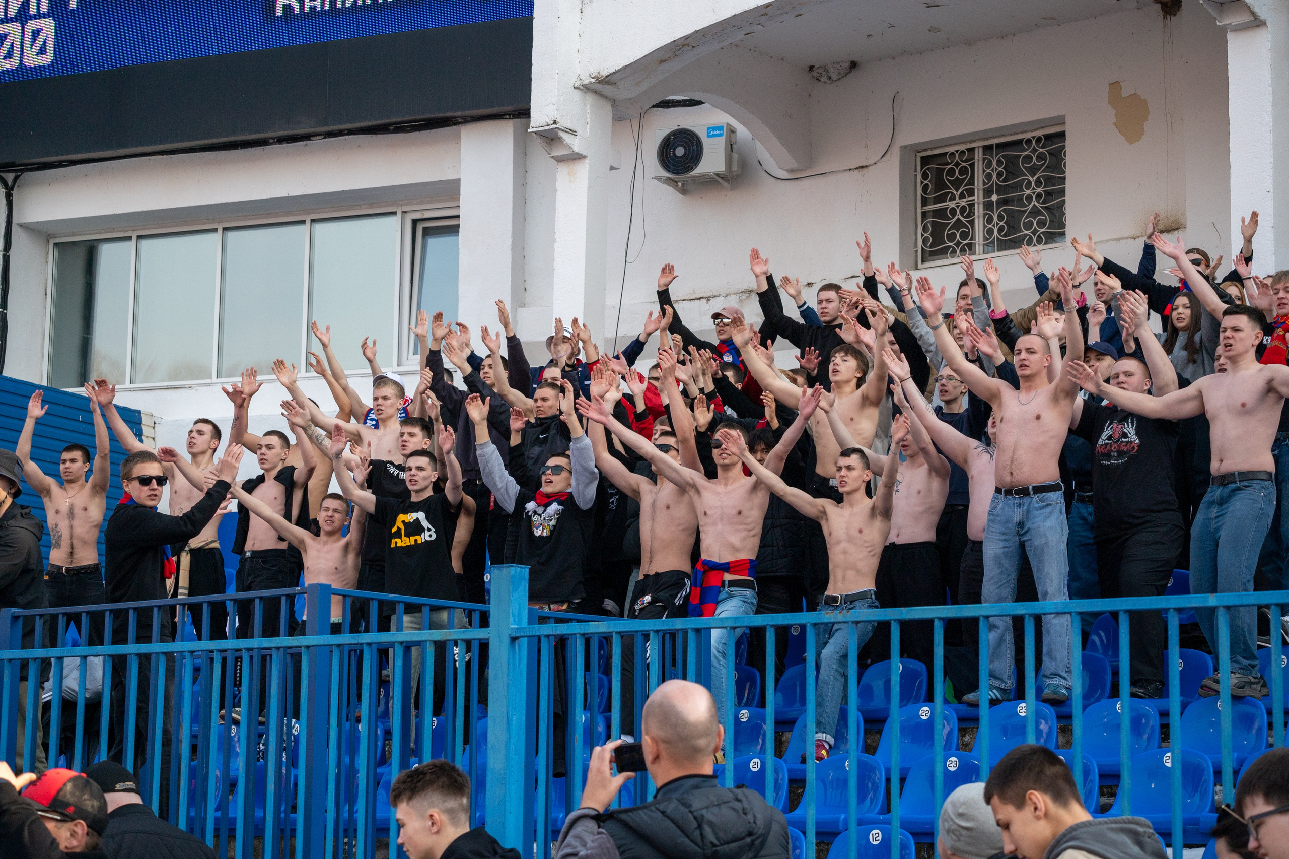 Фотографии ФК "СКА-Хабаровск". Александр Русаков спортивный фотограф в Хабаровске