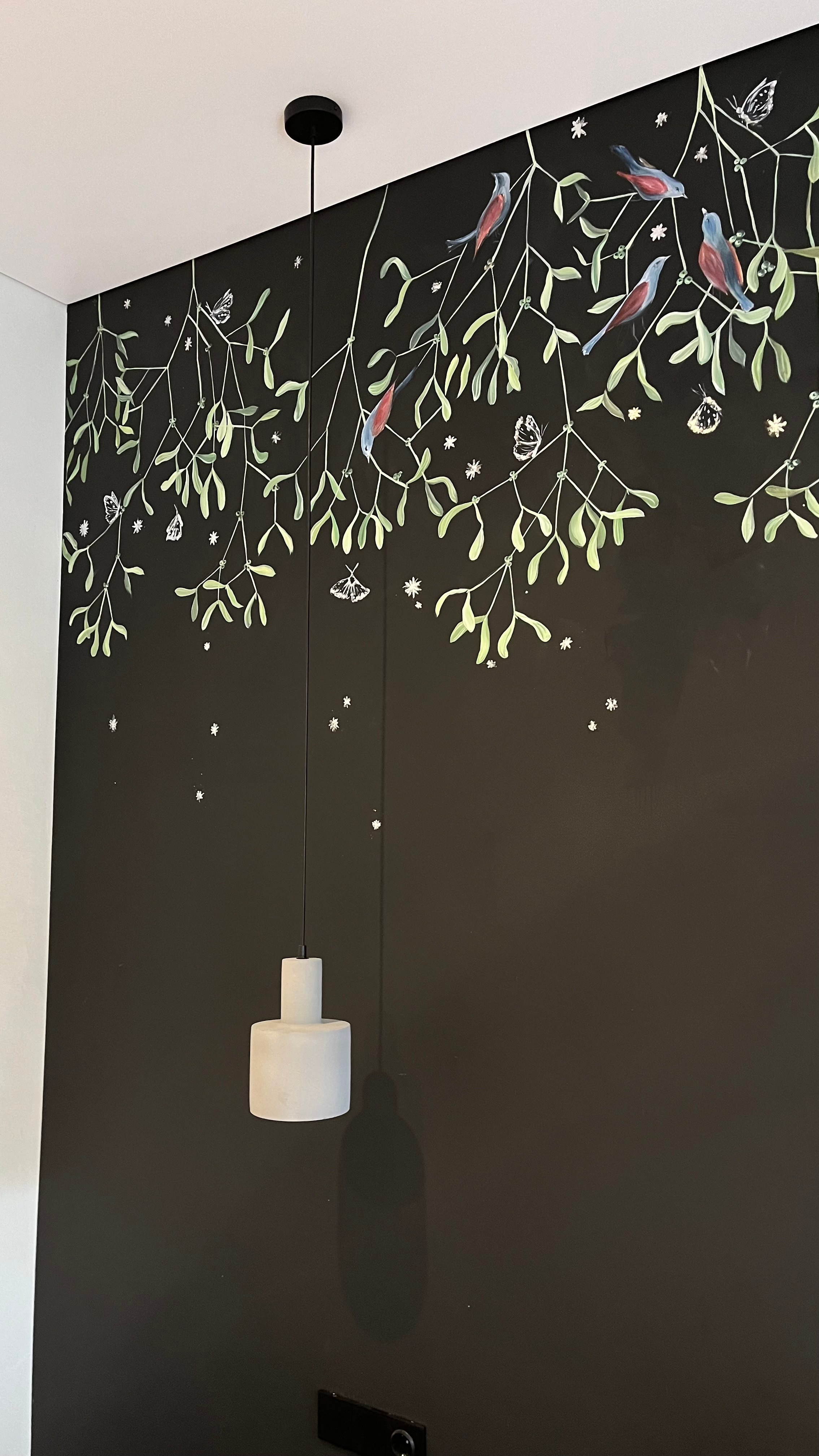 Роспись стены. Художник-преподаватель Диляра Хабибуллина