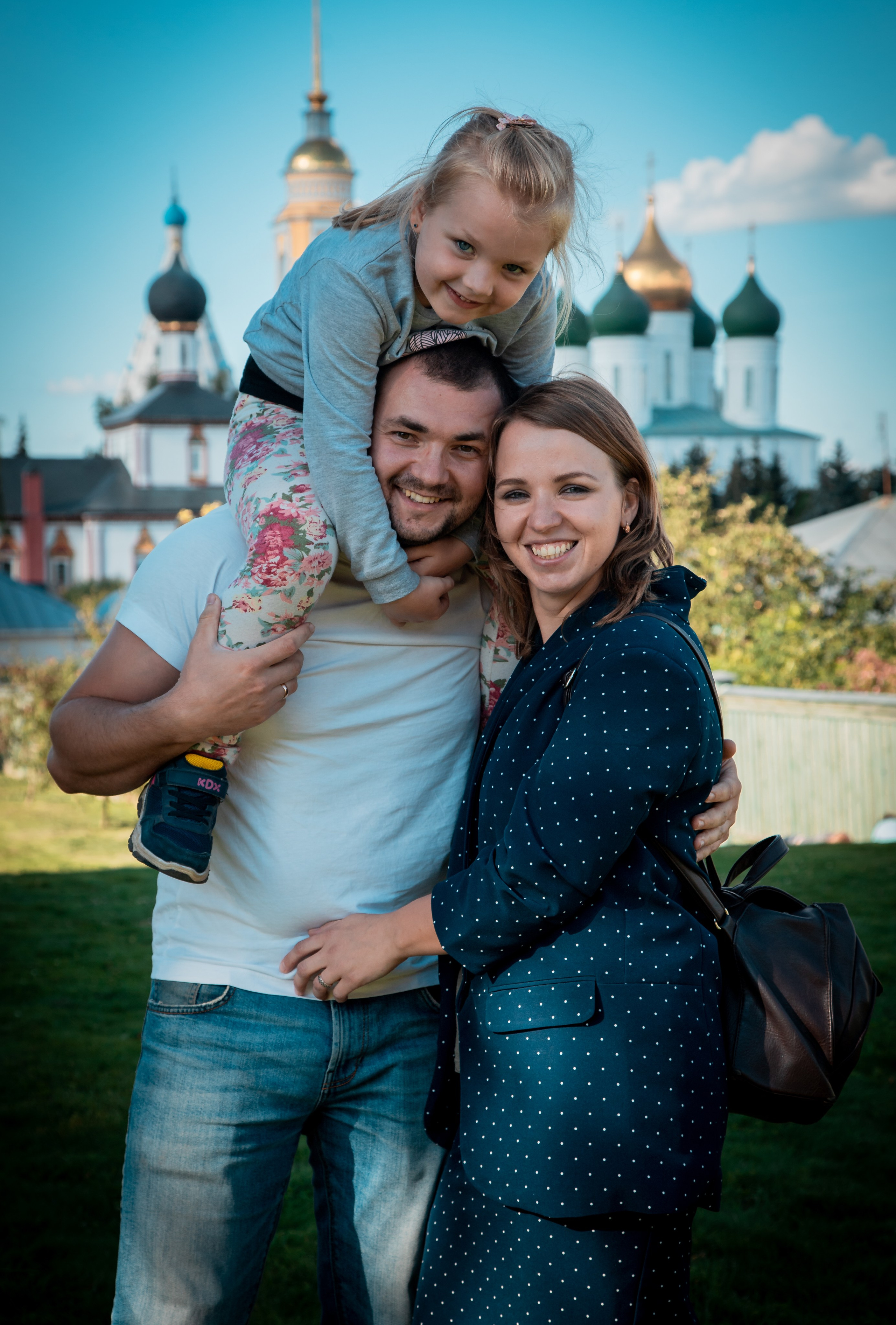 Большая компания. Команда фотографов и дизайнеров в Егорьевске