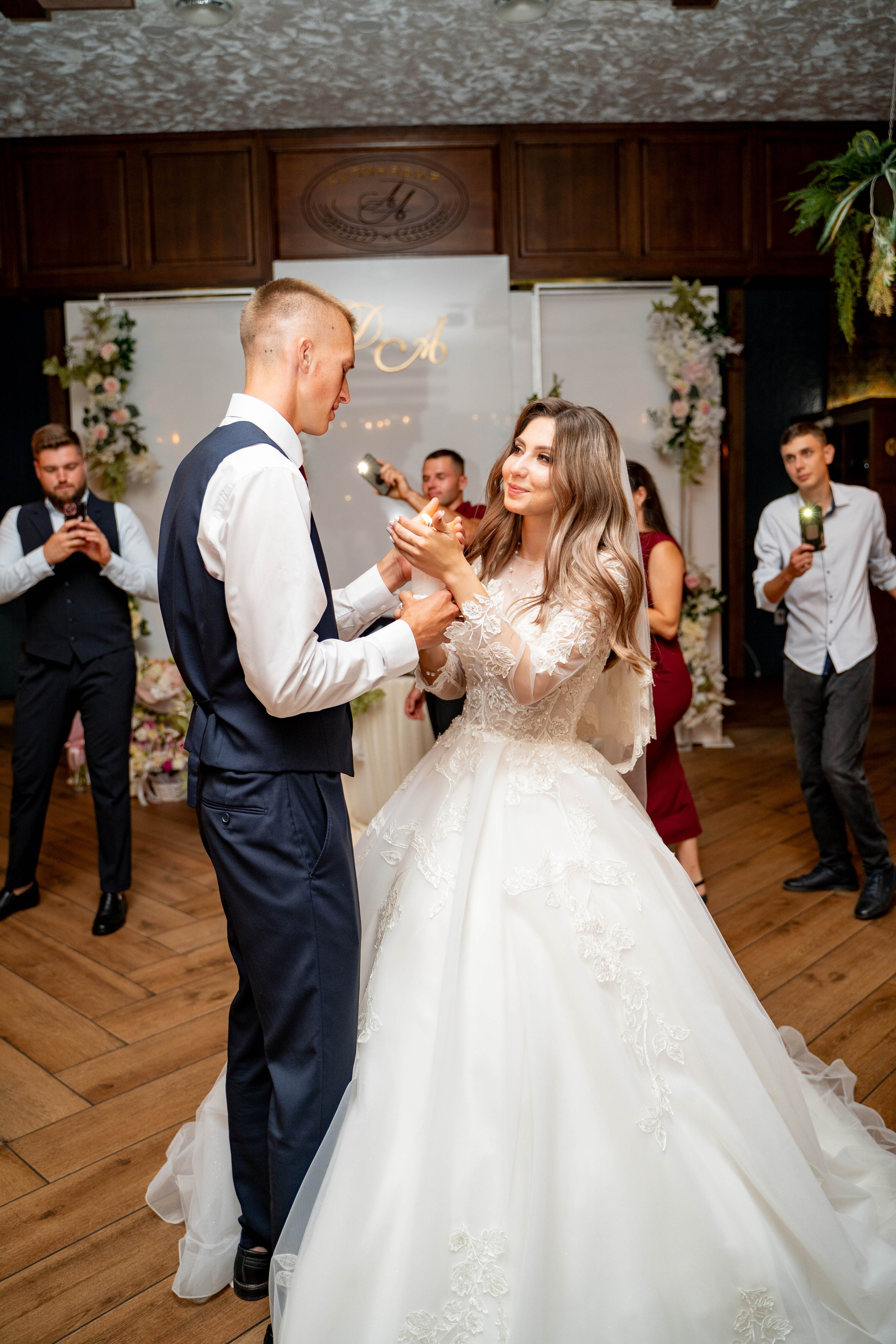 Данил и Анастасия. Видеосьемка, фотосьемка свадеб, юбилеев, утренников в Краснодарском кр