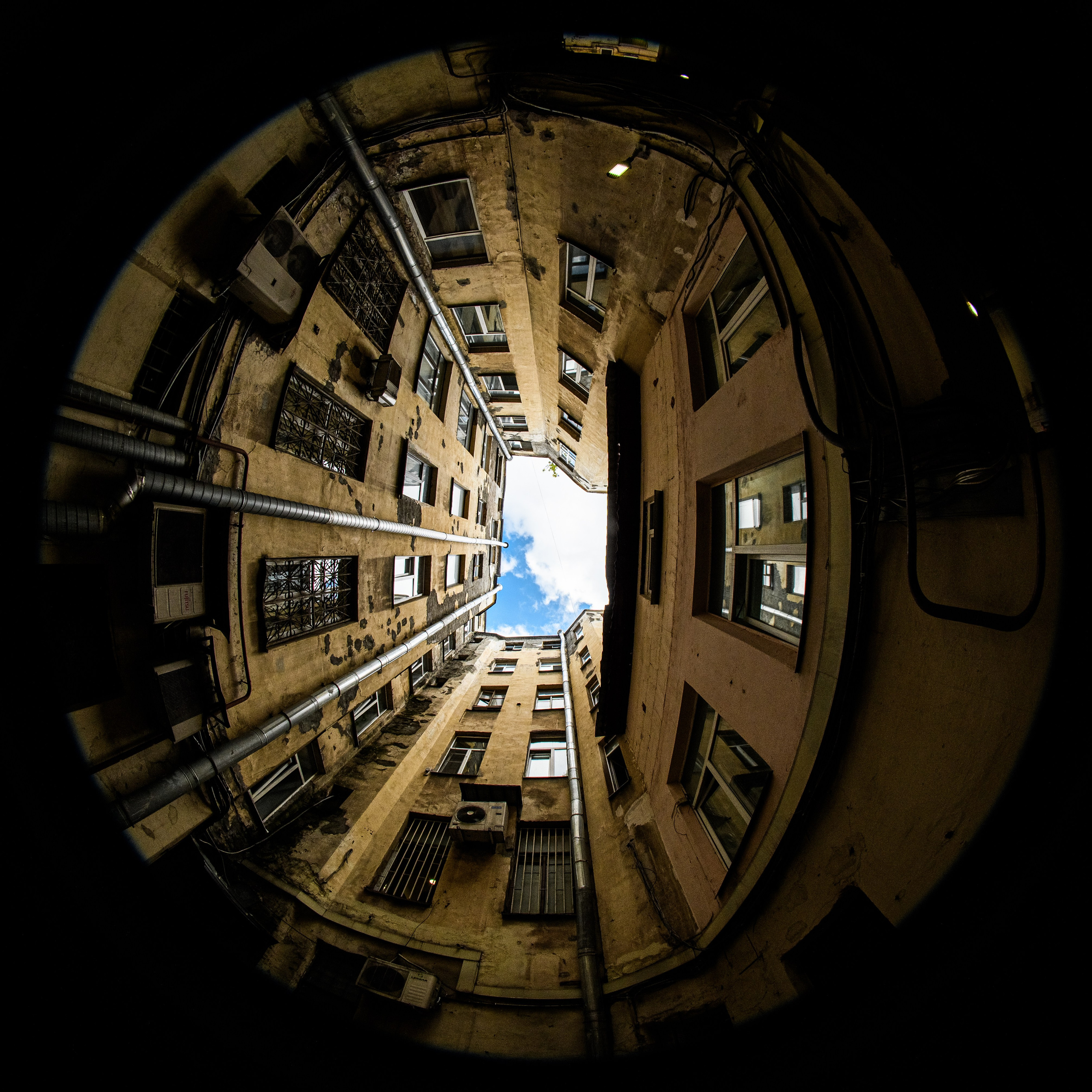 Большой проспект П.С., 70-72