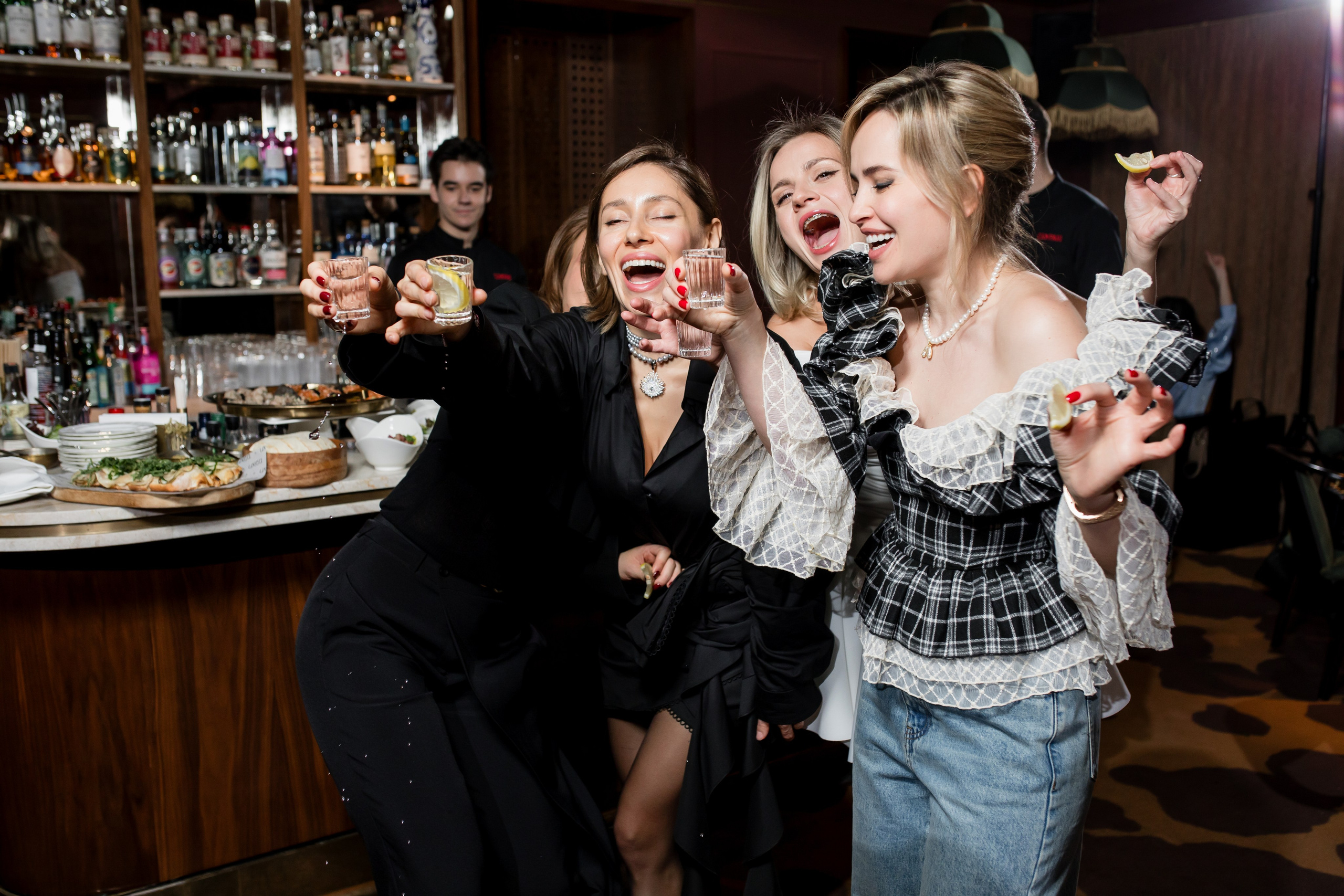 Жаркий День рождения. Репортажной и Свадебный фотограф Слава Цесарь