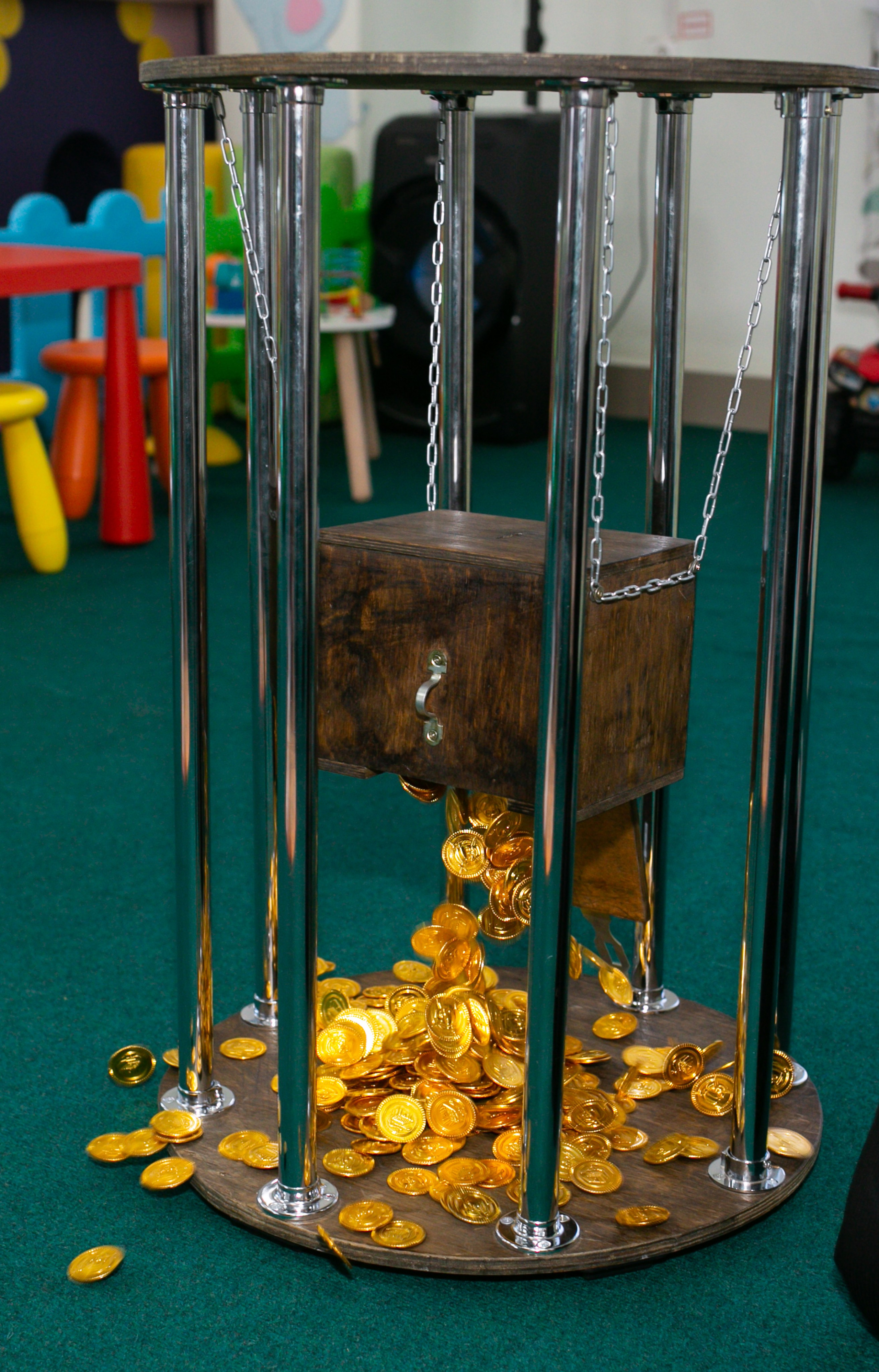 Белый кролик. Форд Боярд. Фотограф новорожденных и семейный фотограф НСО г. Бердск Марина Львова