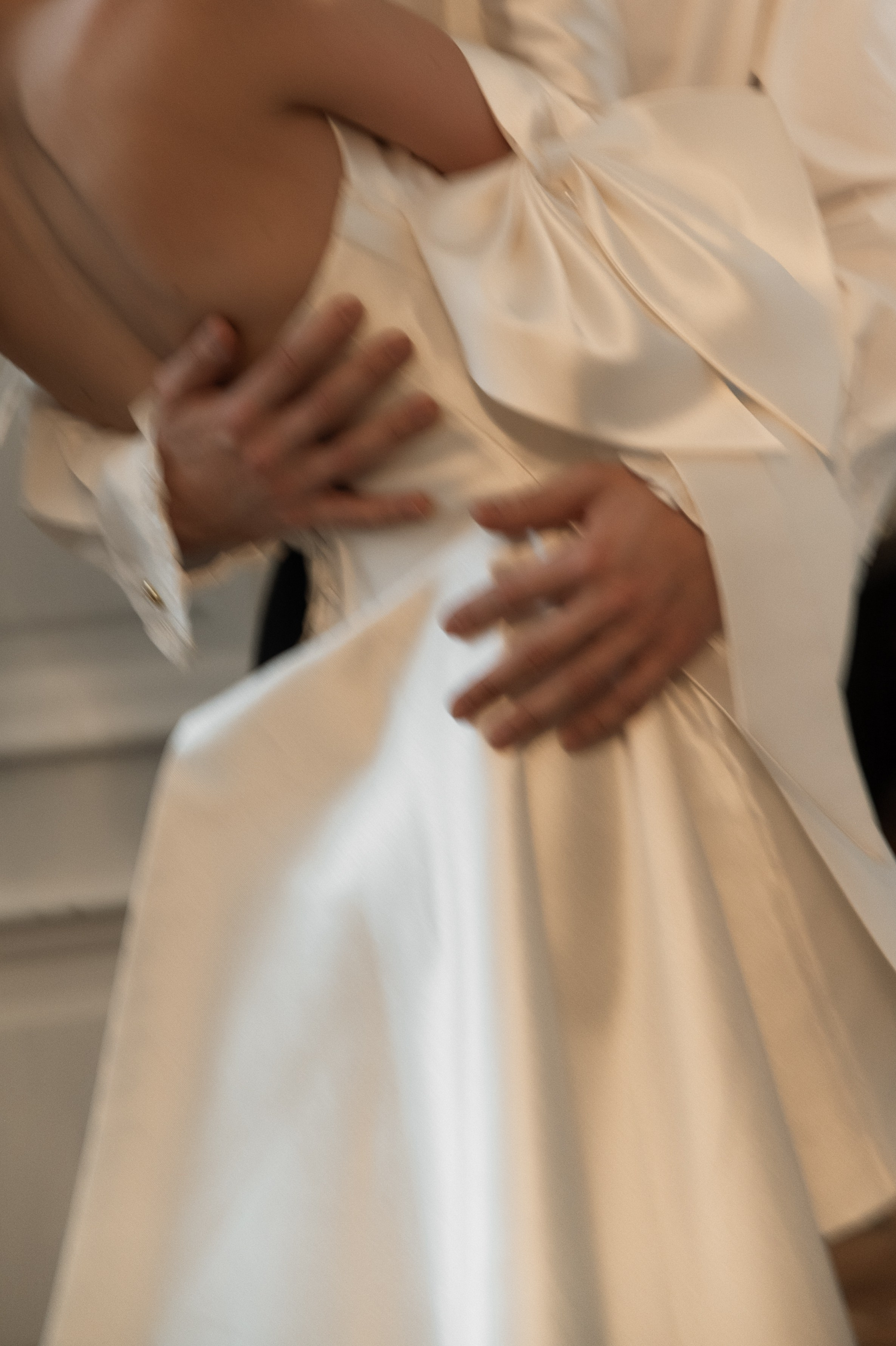 Свадебная съемка в исторической квартире на Чистых прудах. Ярослава Ерина — свадебный фотограф в Москве