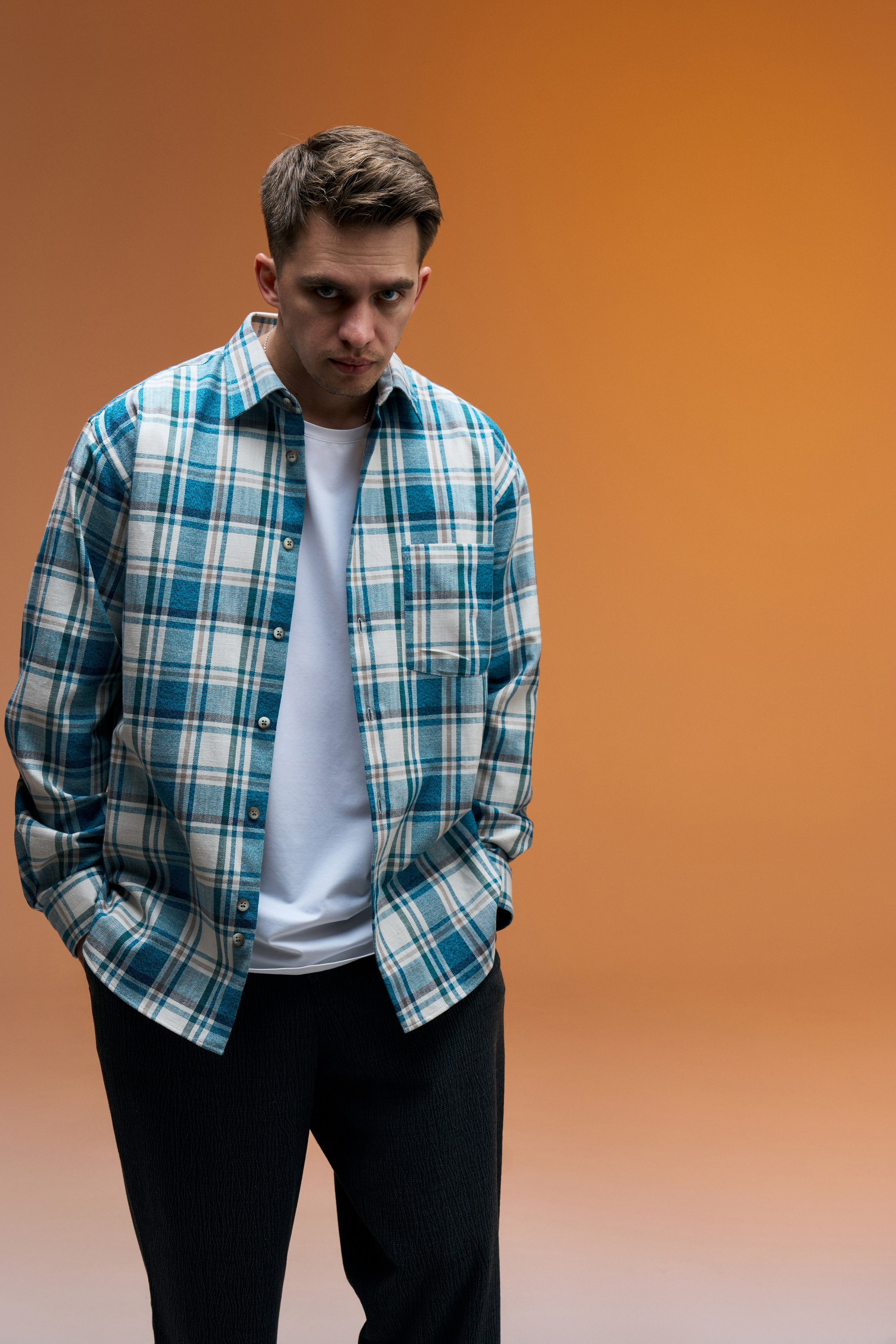 Студийная для бренда. Иван Упоров — фотограф, рилсмейкер чебоксары