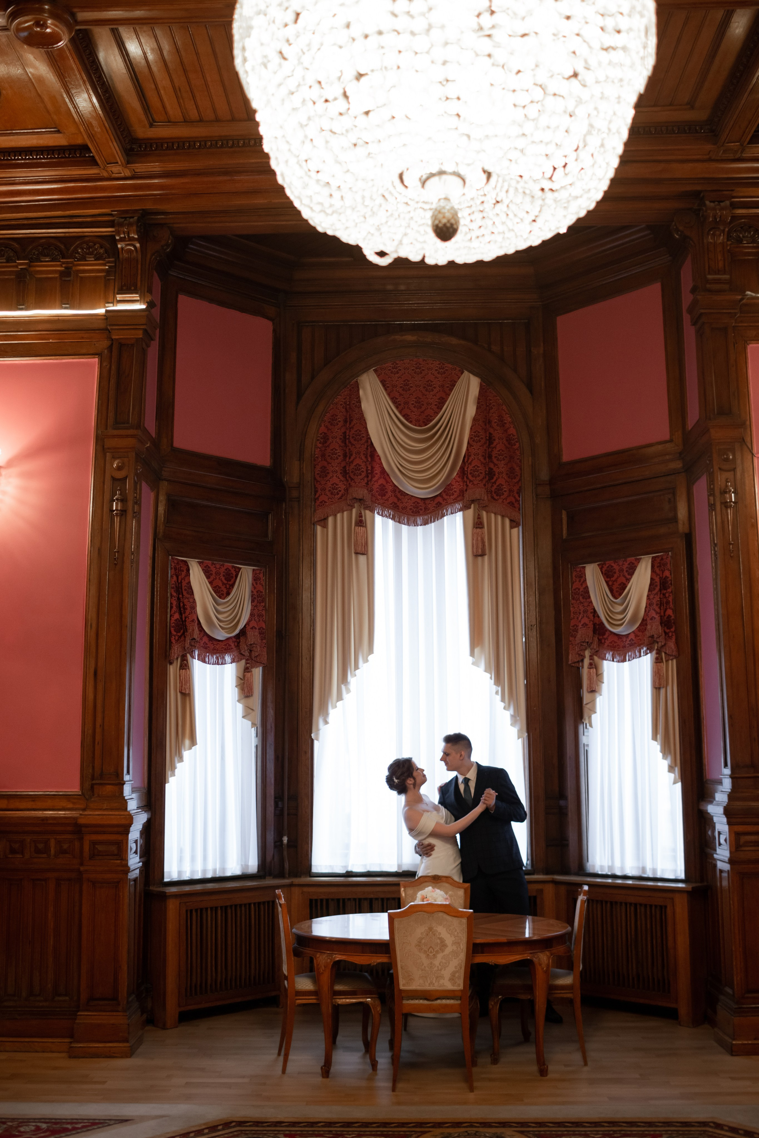 Свадебная фотосессия в Санкт-Петербурге. Свадебный фотограф Кирилл Белый